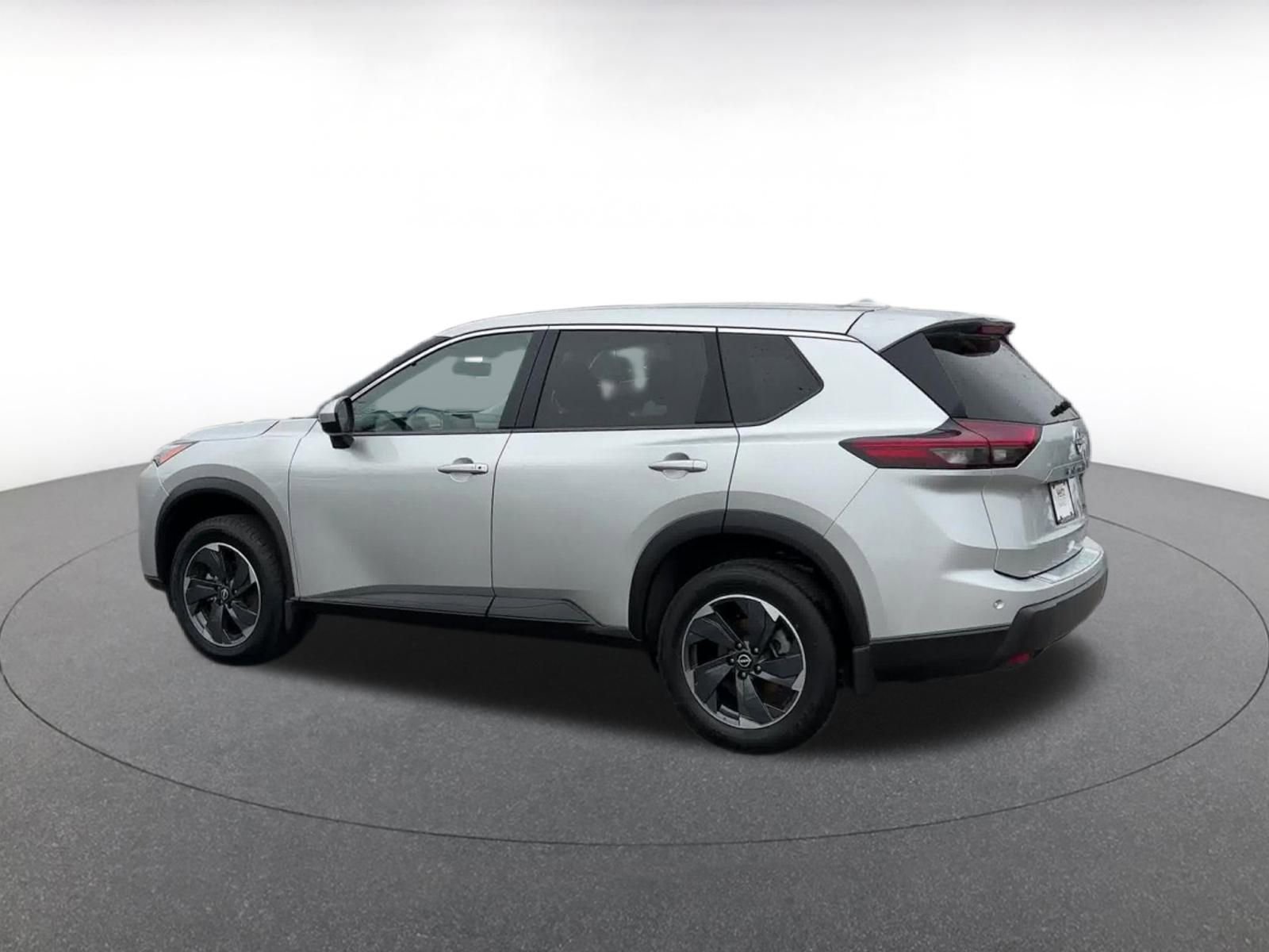 Thumbnail: 2024 Nissan Rogue - 10