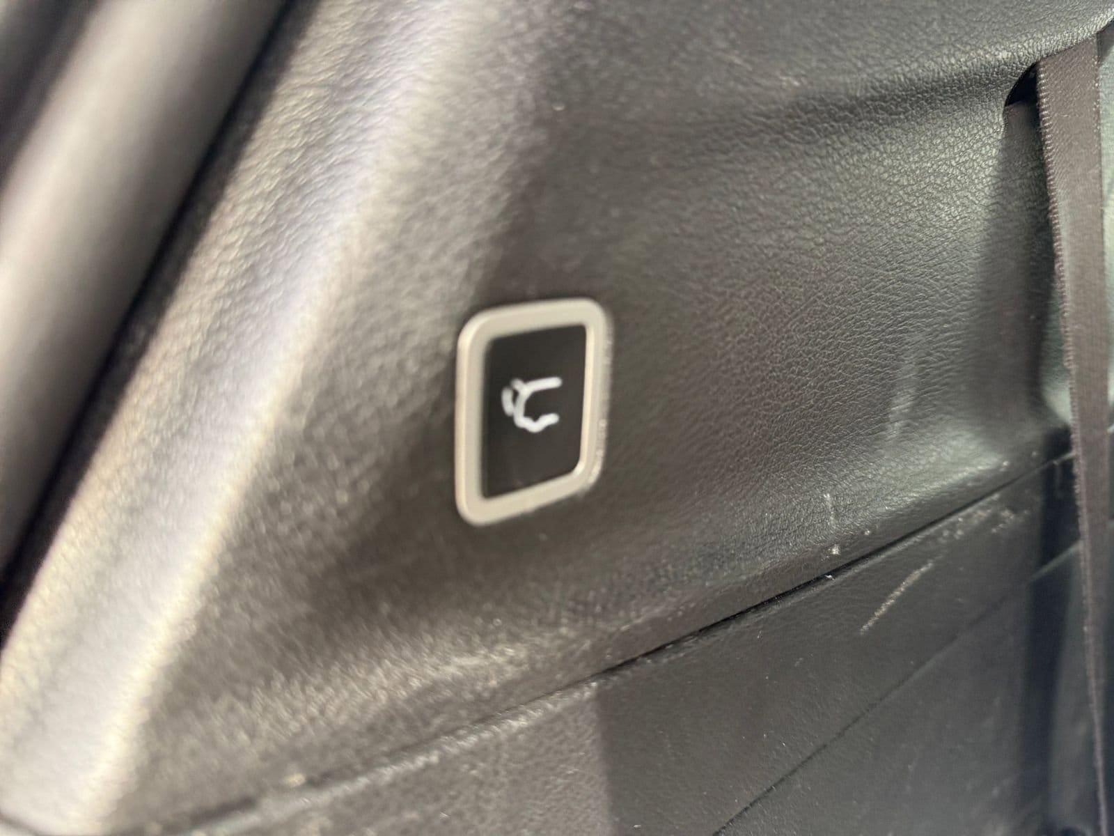 Thumbnail: 2025 Chrysler Pacifica - 24