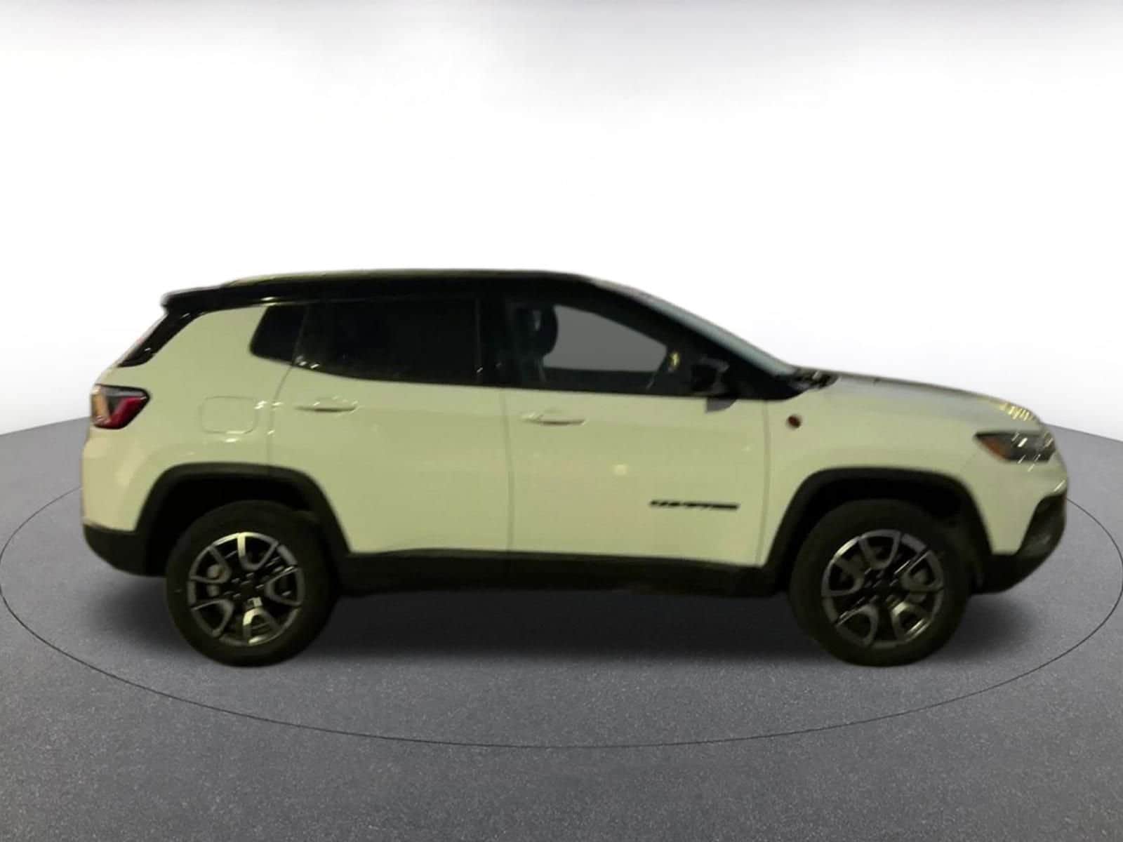 Thumbnail: 2025 Jeep Compass - 16