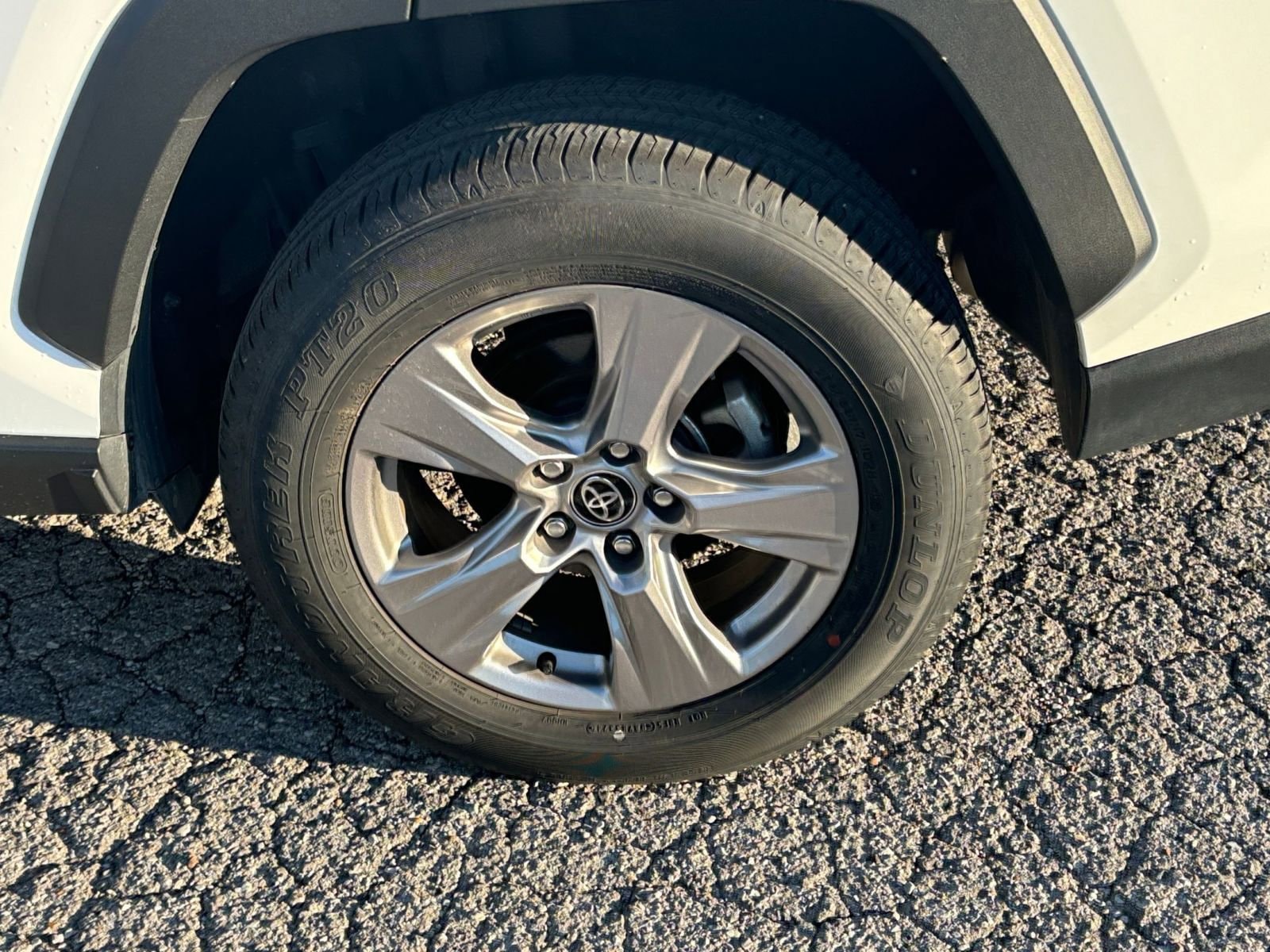 Thumbnail: 2025 Toyota RAV4 - 30