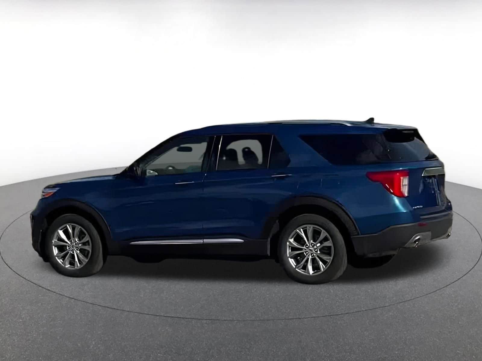 Thumbnail: 2023 Ford Explorer - 10