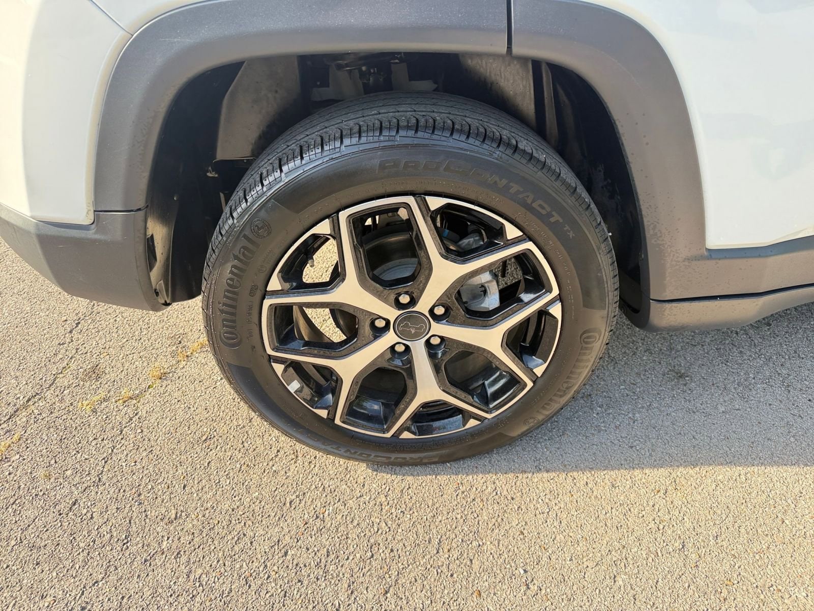 Thumbnail: 2025 Jeep Compass - 30