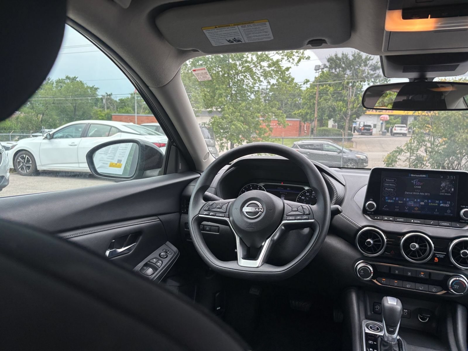 Thumbnail: 2025 Nissan Sentra - 33