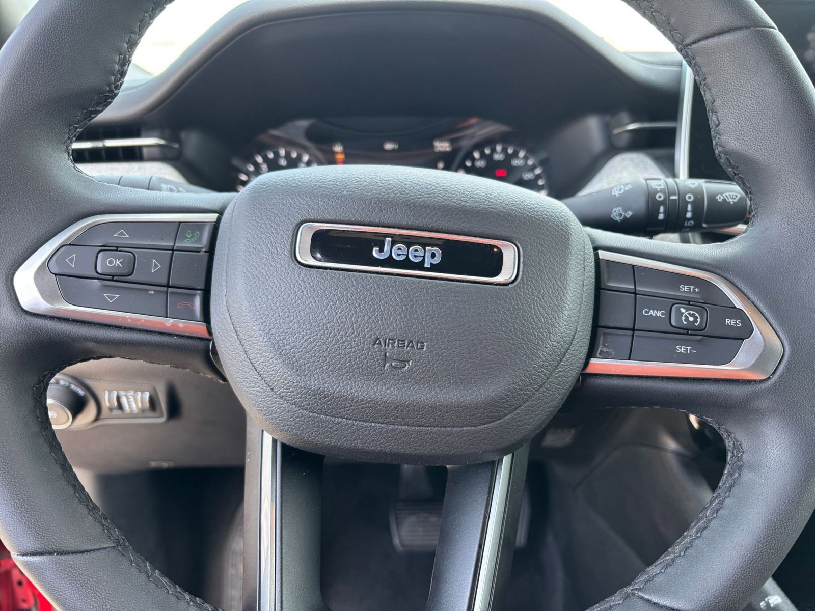 Thumbnail: 2025 Jeep Compass - 27