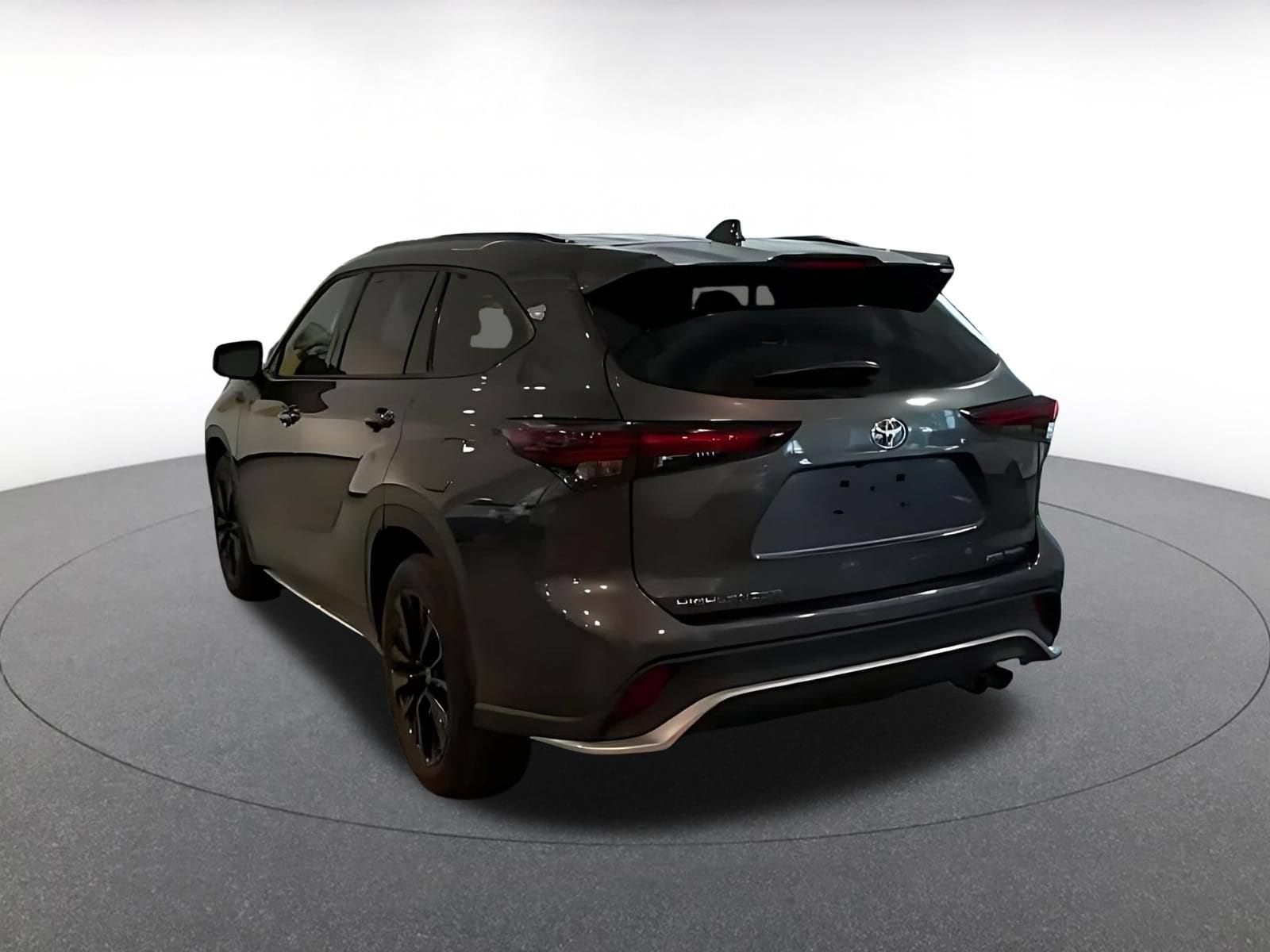 Thumbnail: 2025 Toyota Highlander - 11