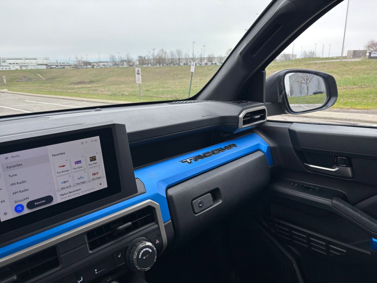 Thumbnail: 2025 Toyota Tacoma - 33