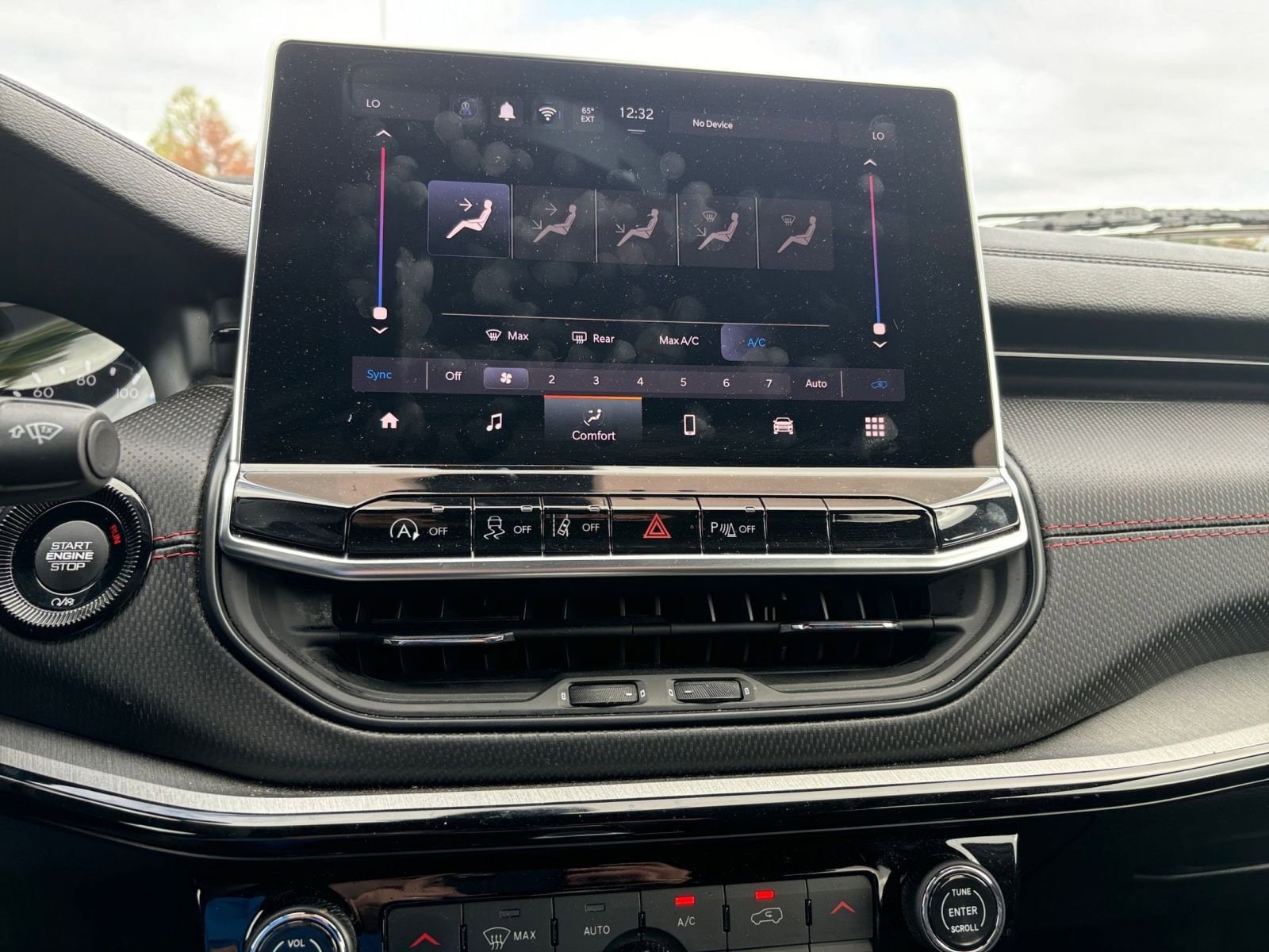 Thumbnail: 2025 Jeep Compass - 18