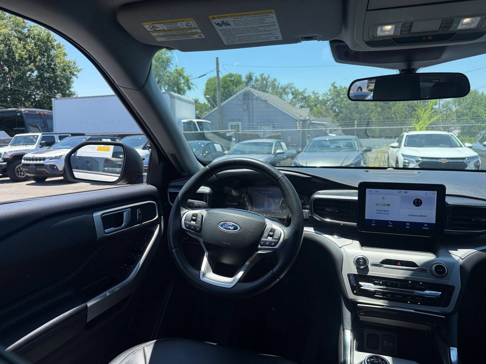 Thumbnail: 2024 Ford Explorer - 35