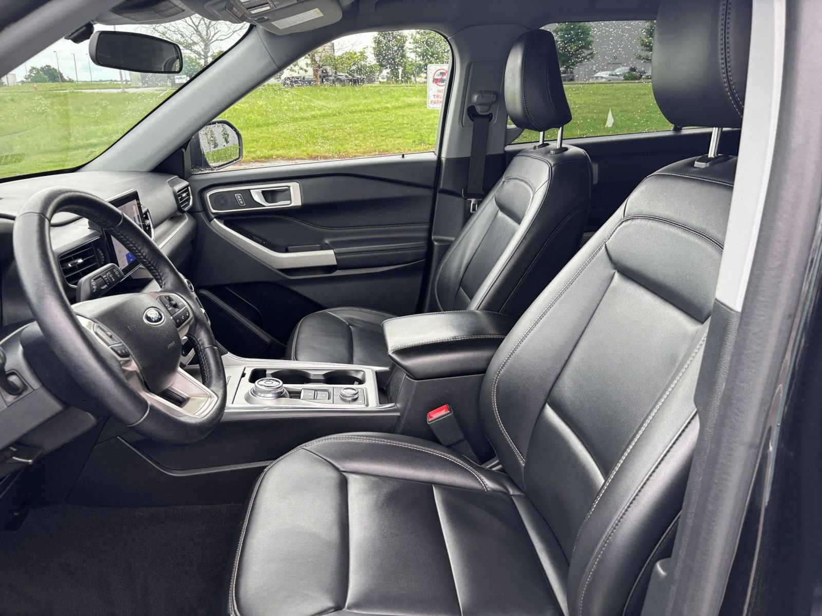 Thumbnail: 2023 Ford Explorer - 31