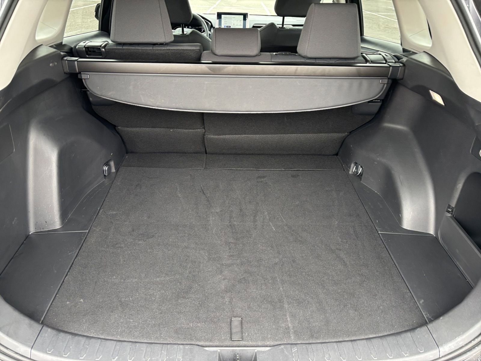 Thumbnail: 2025 Toyota RAV4 - 31