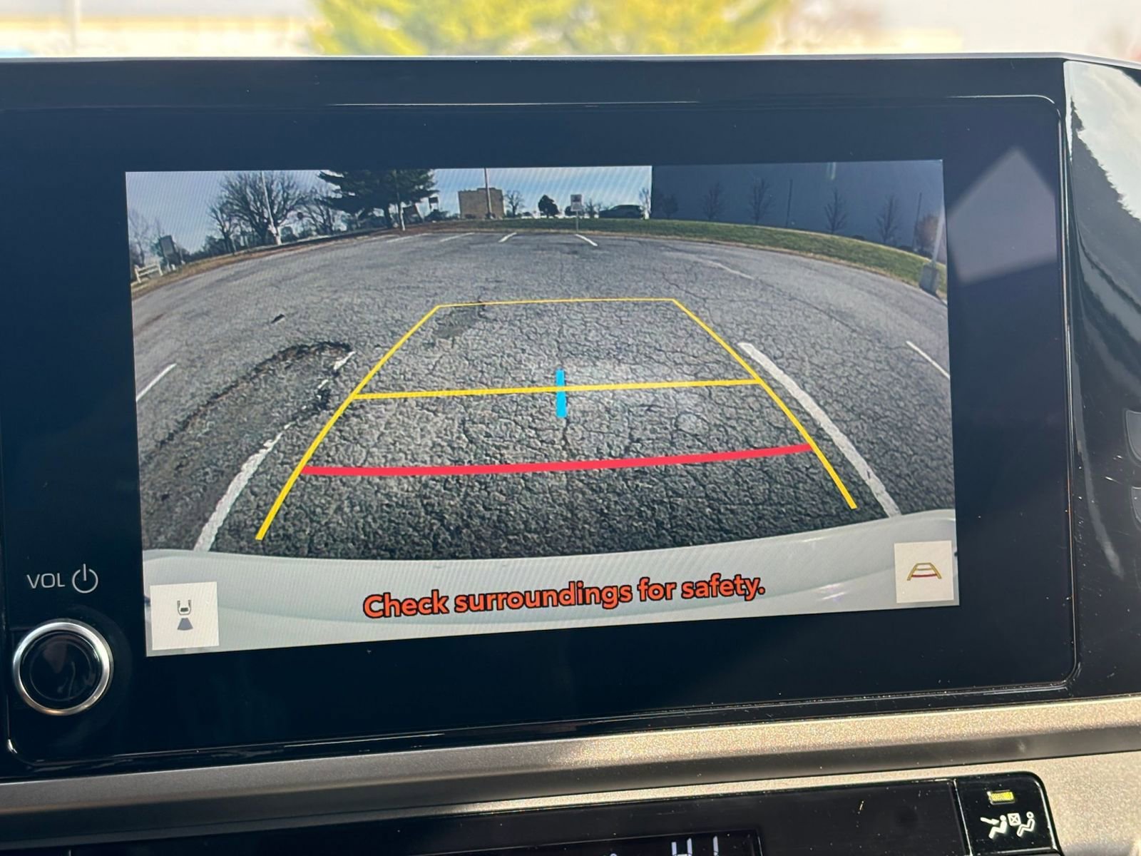 Thumbnail: 2025 Toyota Camry - 17