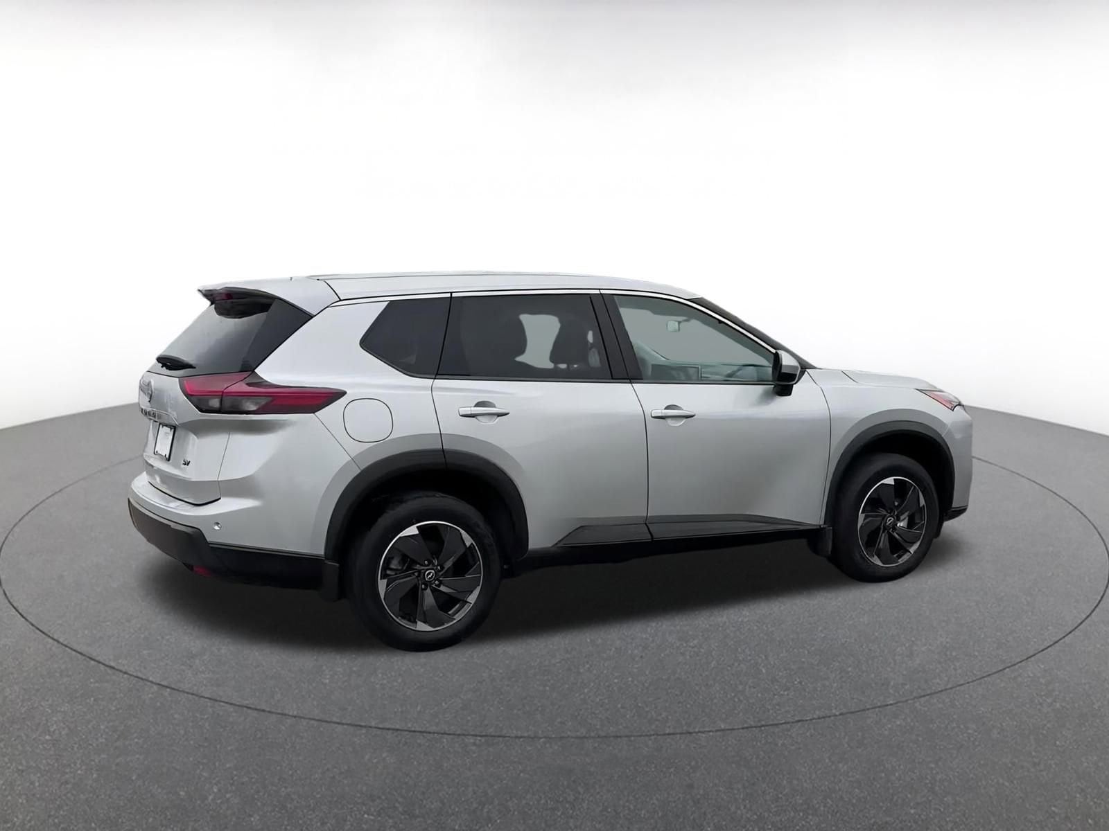 Thumbnail: 2024 Nissan Rogue - 15
