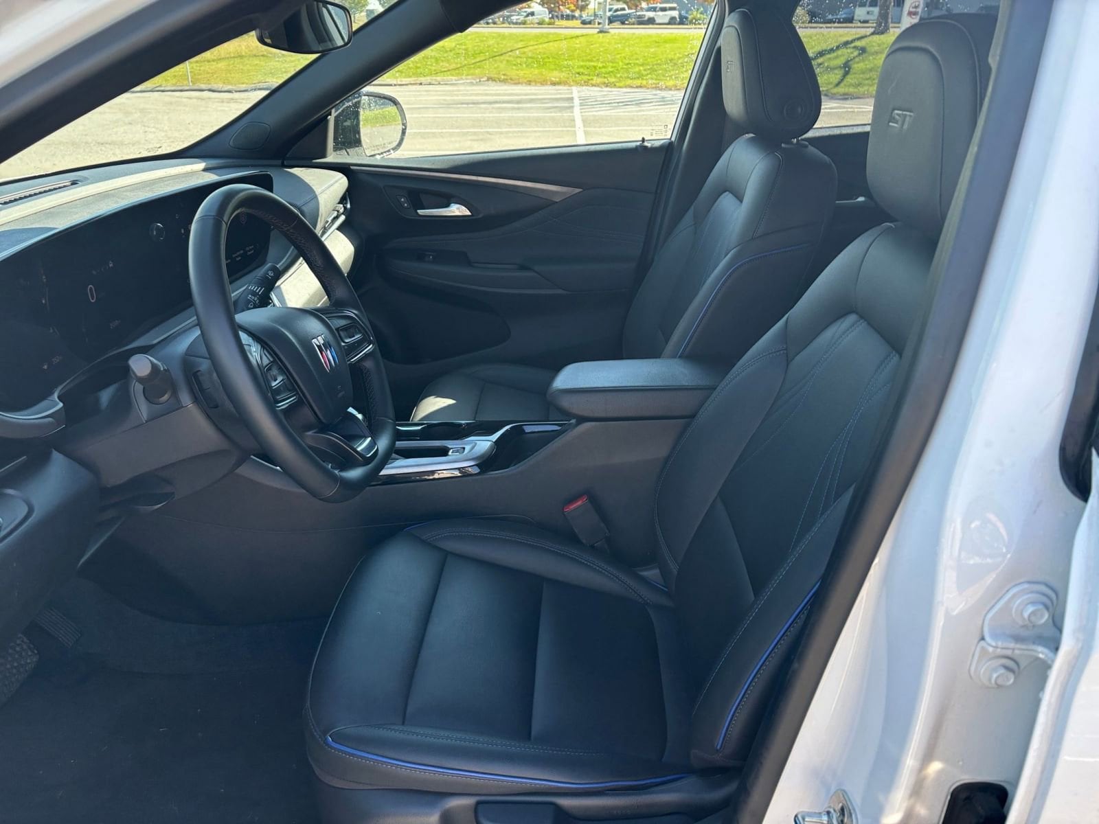 Thumbnail: 2025 Buick Envista - 24