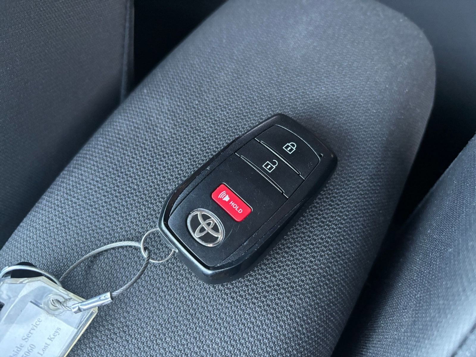 Thumbnail: 2025 Toyota Corolla Cross - 22