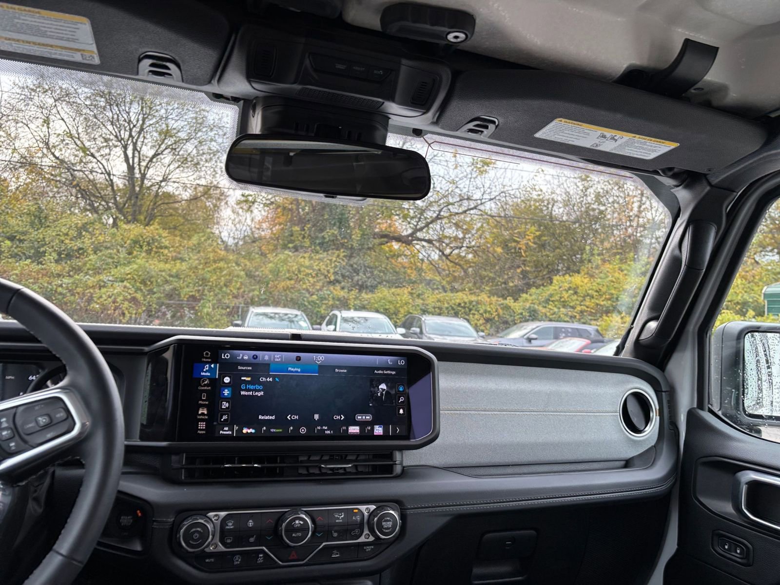 Thumbnail: 2025 Jeep Wrangler - 34