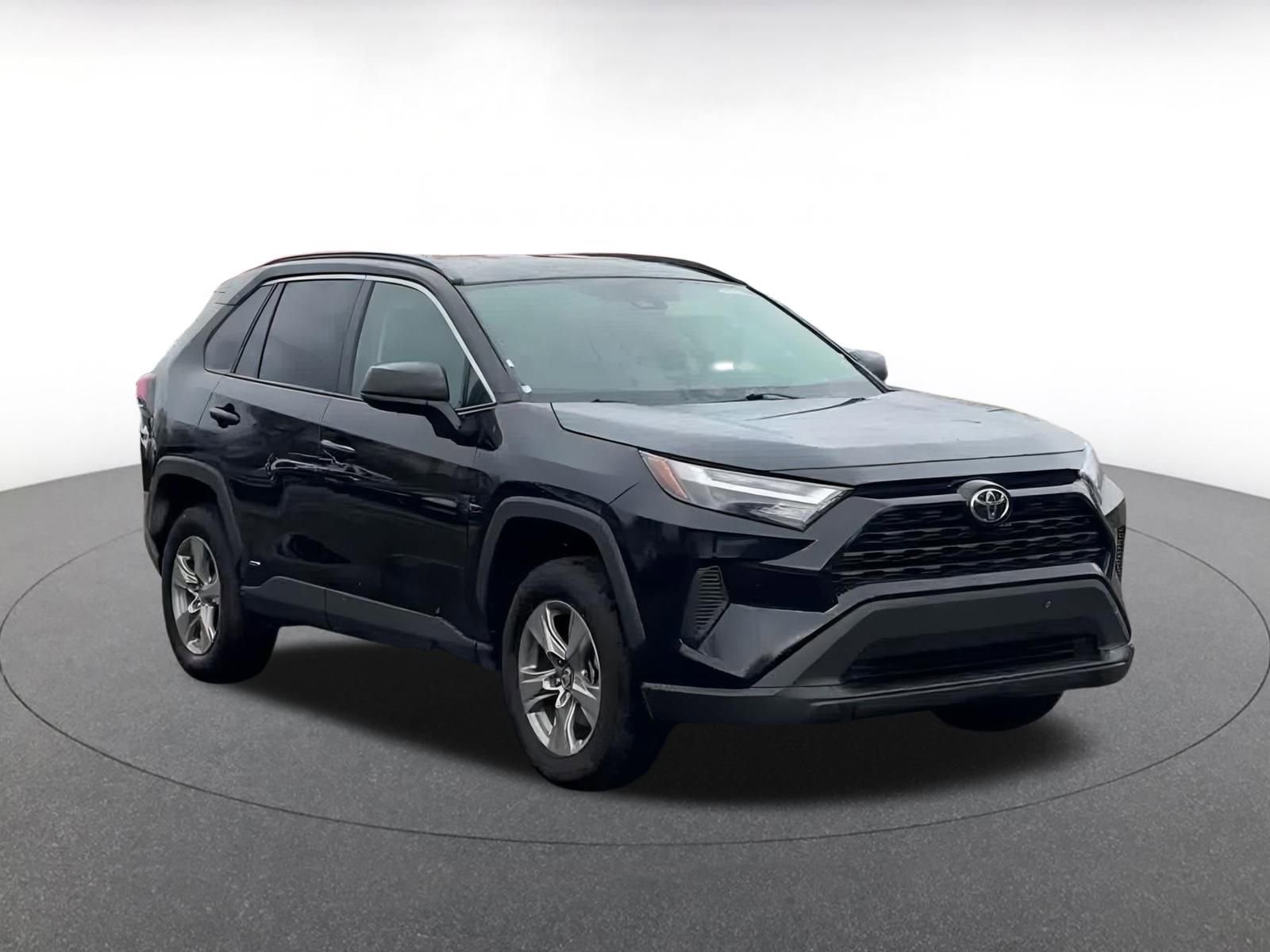 Thumbnail: 2025 Toyota RAV4 - 3