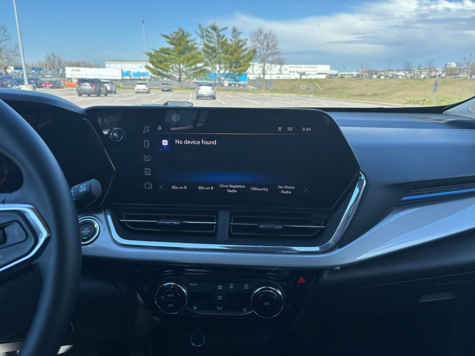 Thumbnail: 2025 Chevrolet Trax - 17