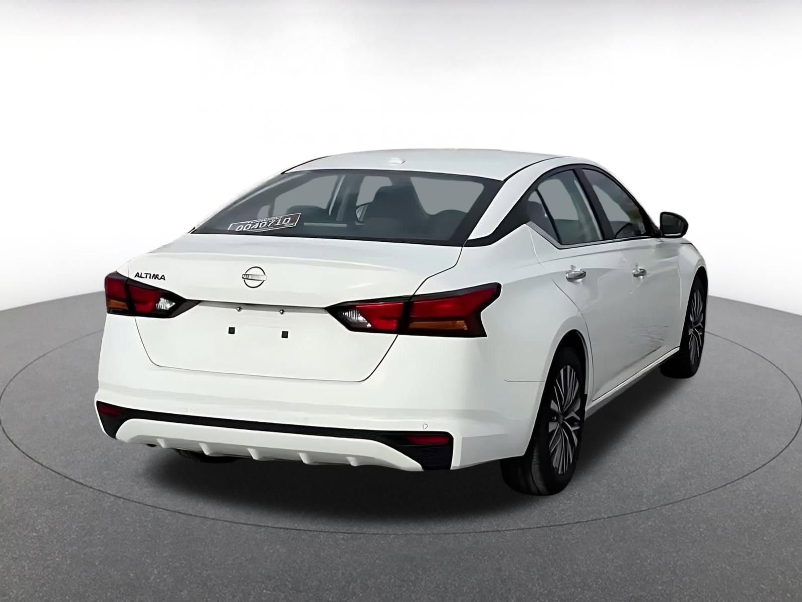 Thumbnail: 2025 Nissan Altima - 14