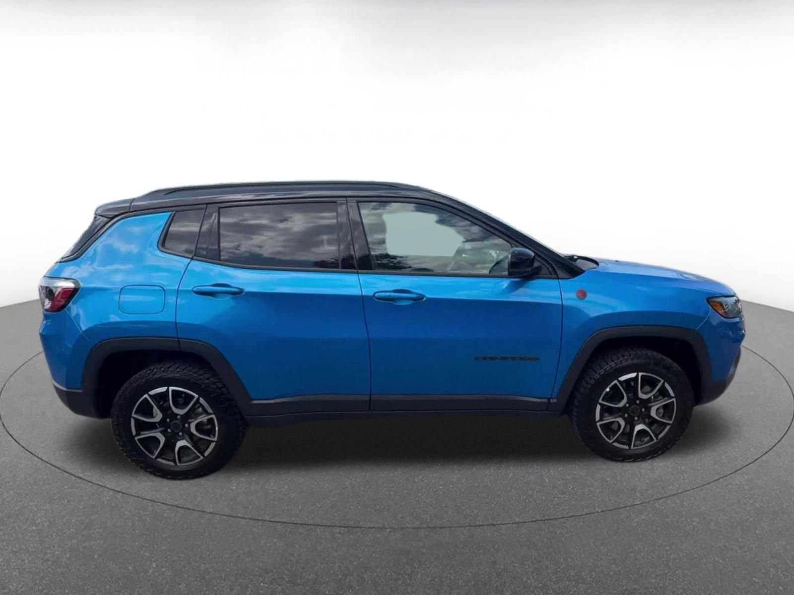 Thumbnail: 2025 Jeep Compass - 16