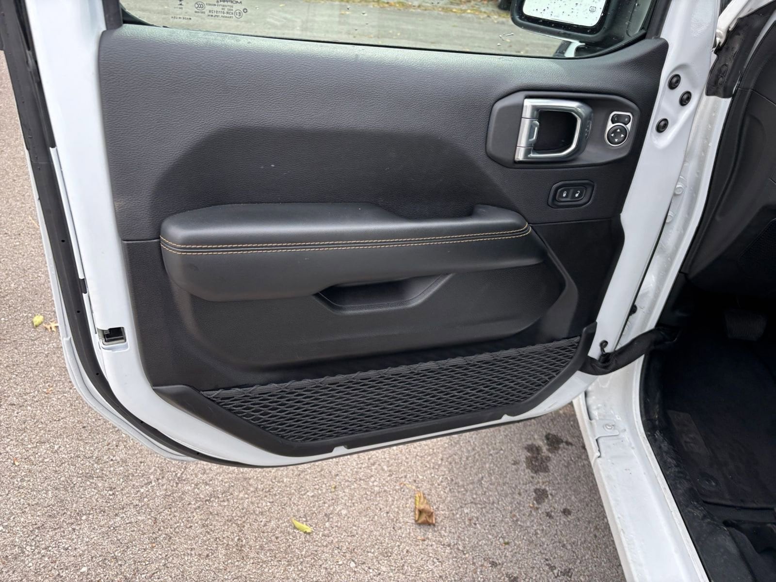 Thumbnail: 2025 Jeep Wrangler - 20