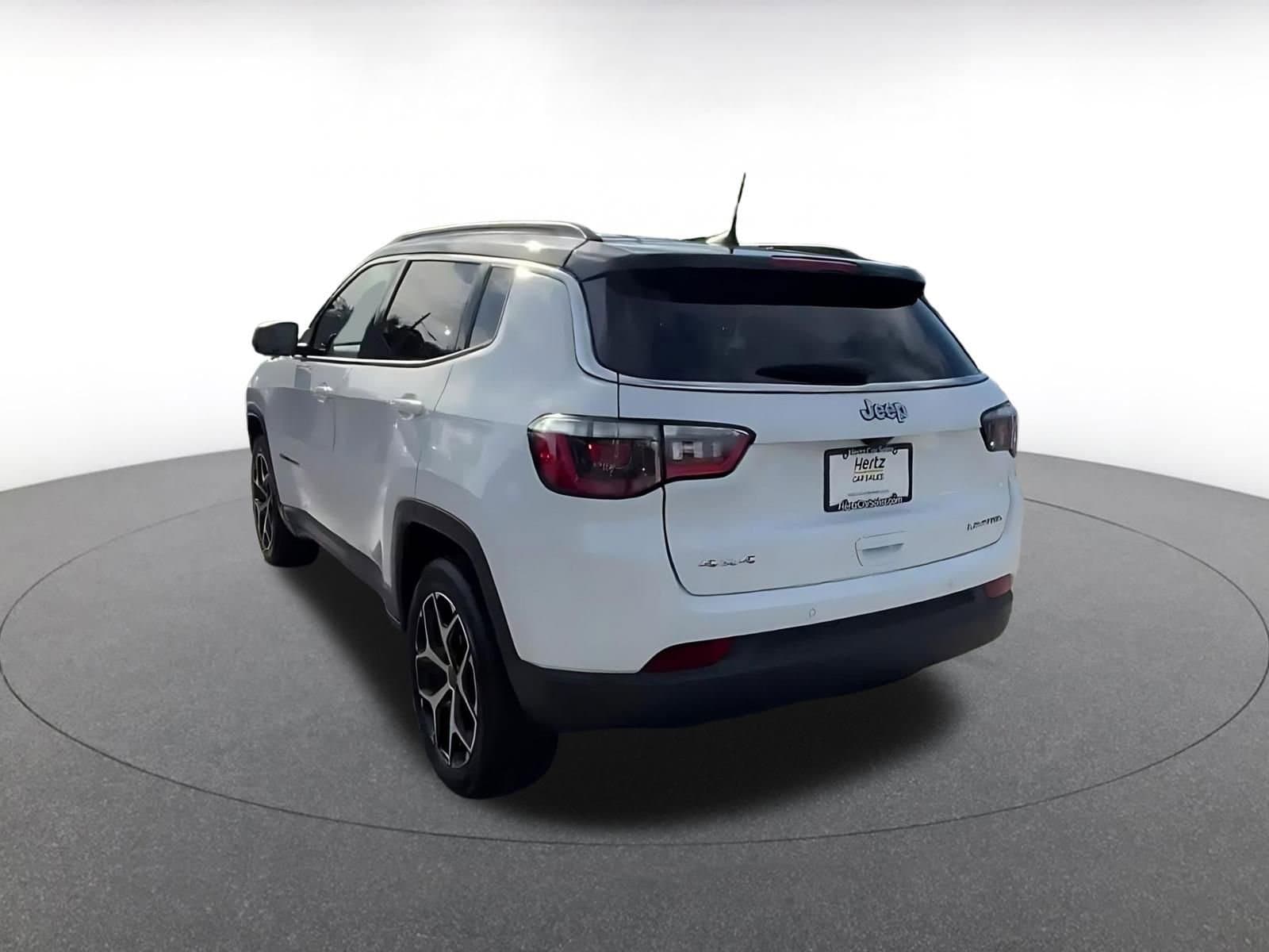 Thumbnail: 2025 Jeep Compass - 11