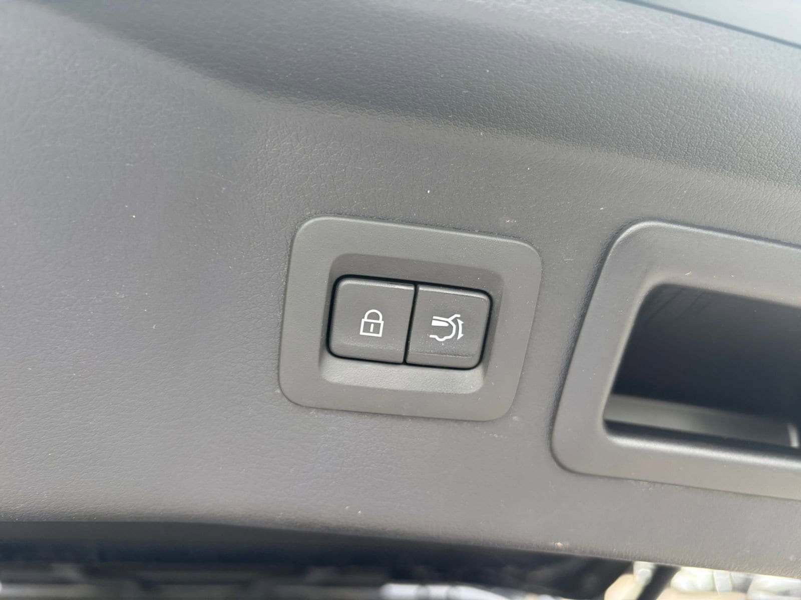 Thumbnail: 2025 Mazda CX-90 - 23