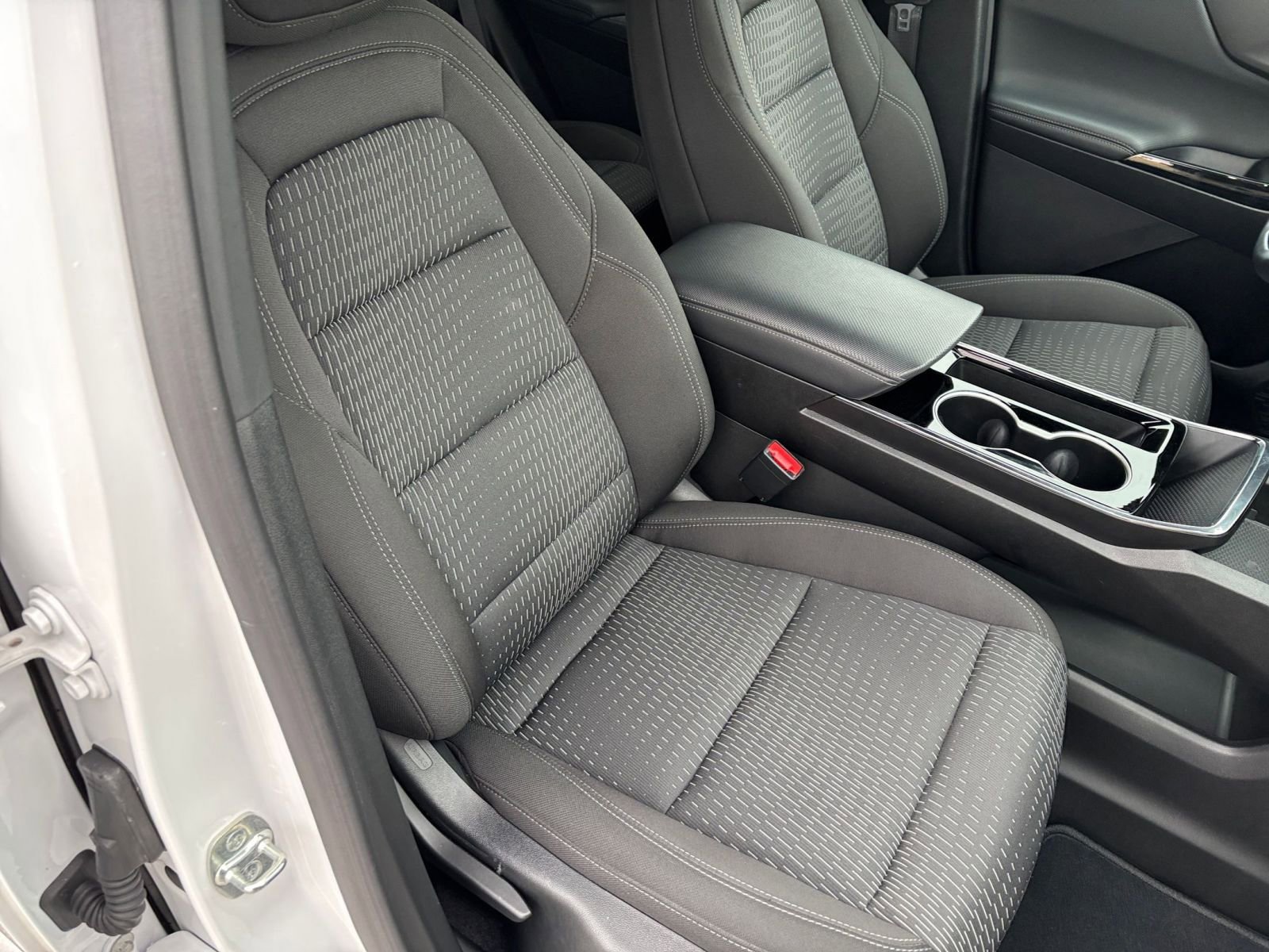 Thumbnail: 2025 Chevrolet Equinox - 35