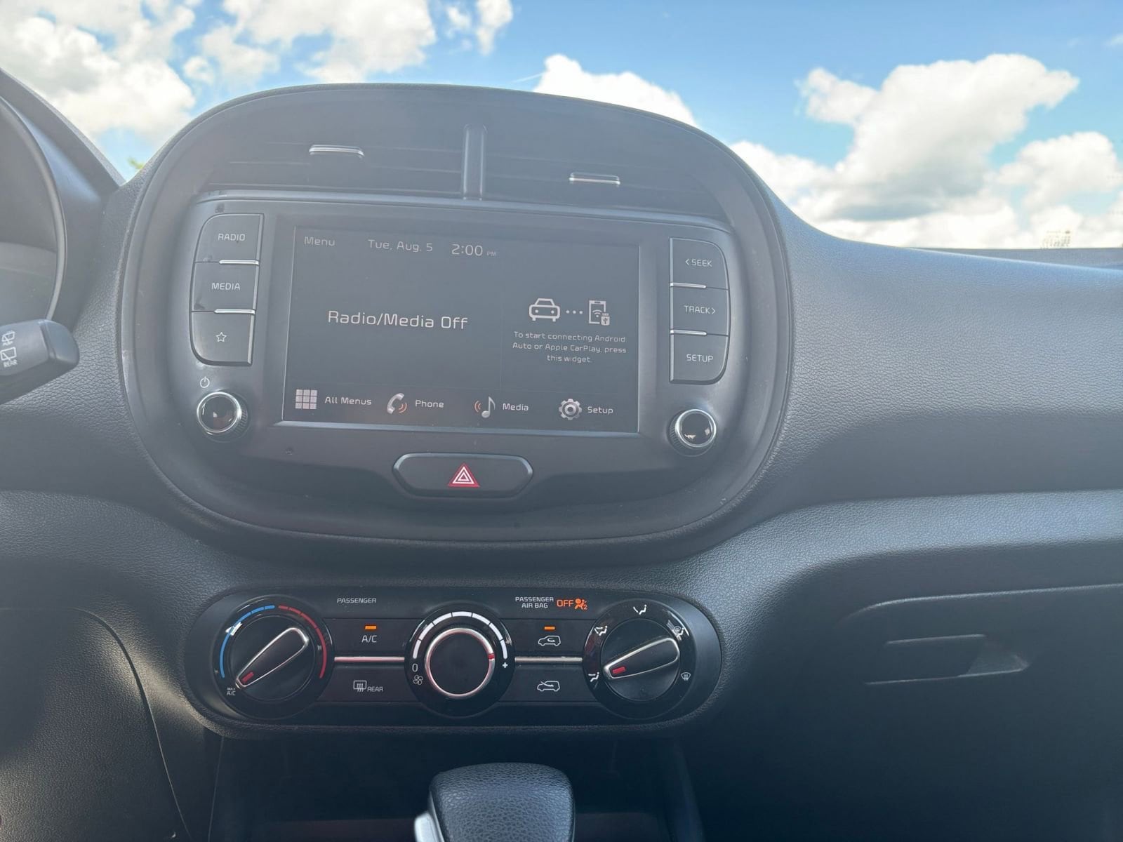 Thumbnail: 2023 Kia Soul - 18