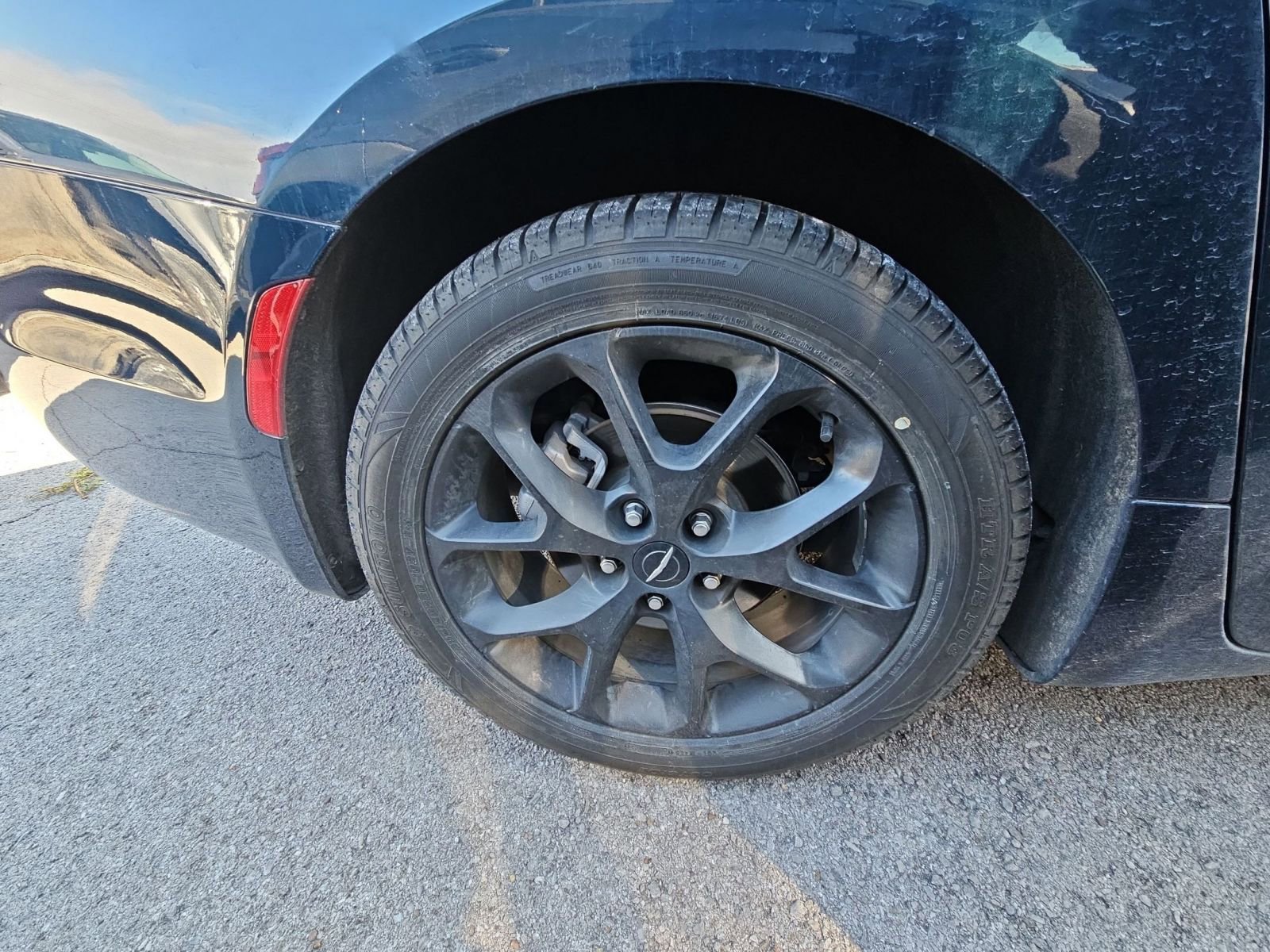 Thumbnail: 2025 Chrysler Pacifica - 10