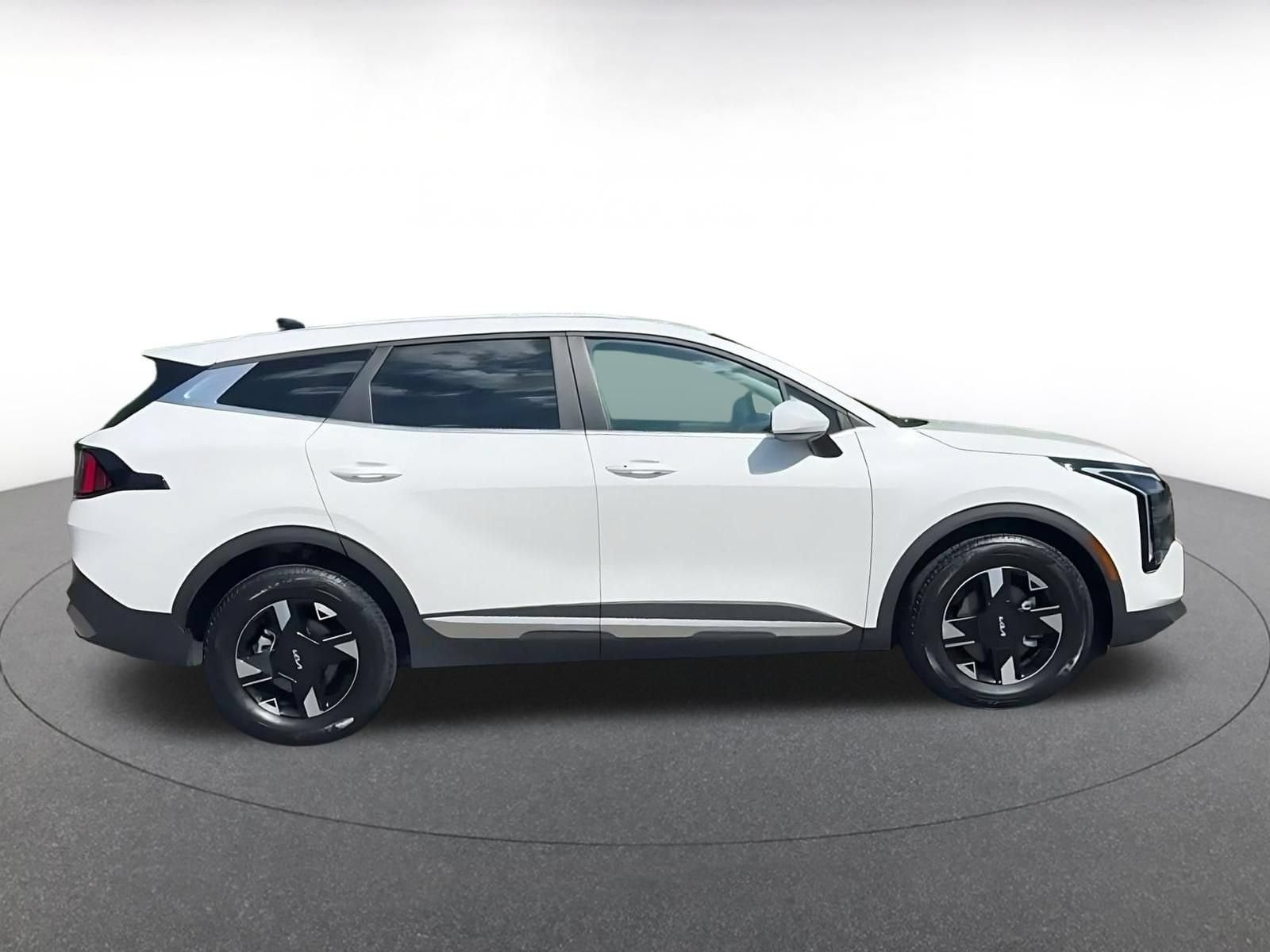 Thumbnail: 2026 Kia Sportage - 15
