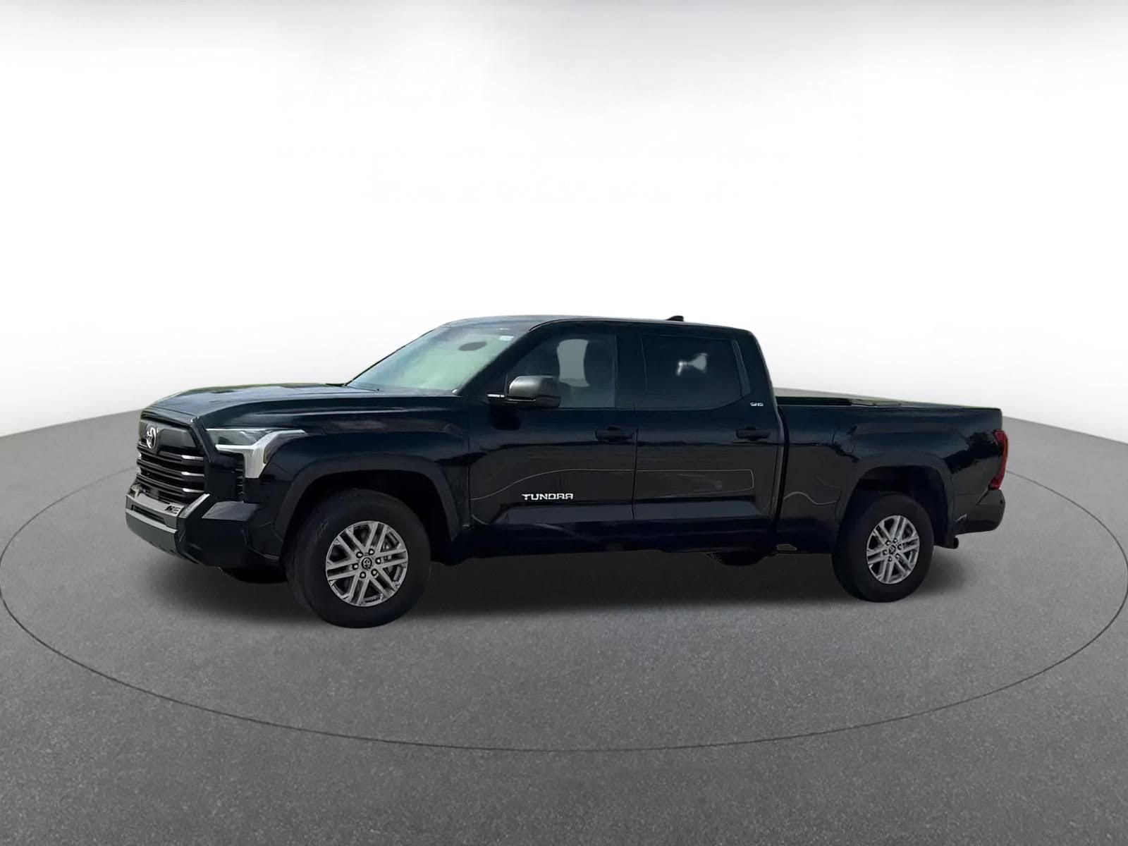 2022 Toyota Tundra SR5 8