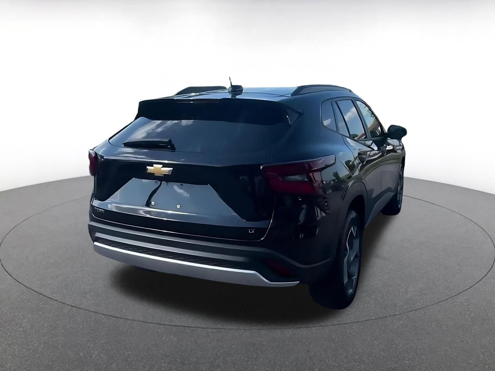 Thumbnail: 2025 Chevrolet Trax - 14