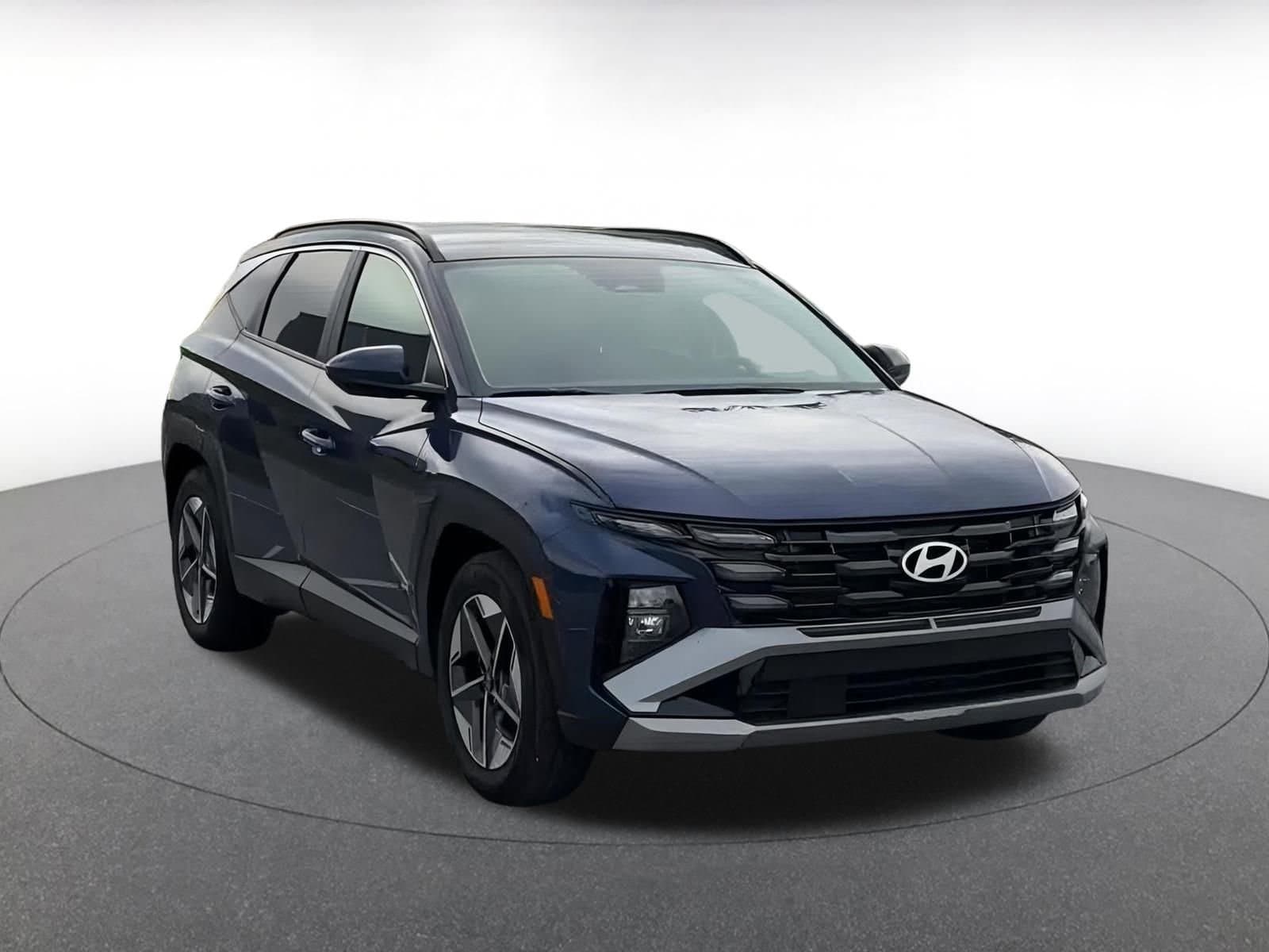 Thumbnail: 2025 Hyundai Tucson - 3