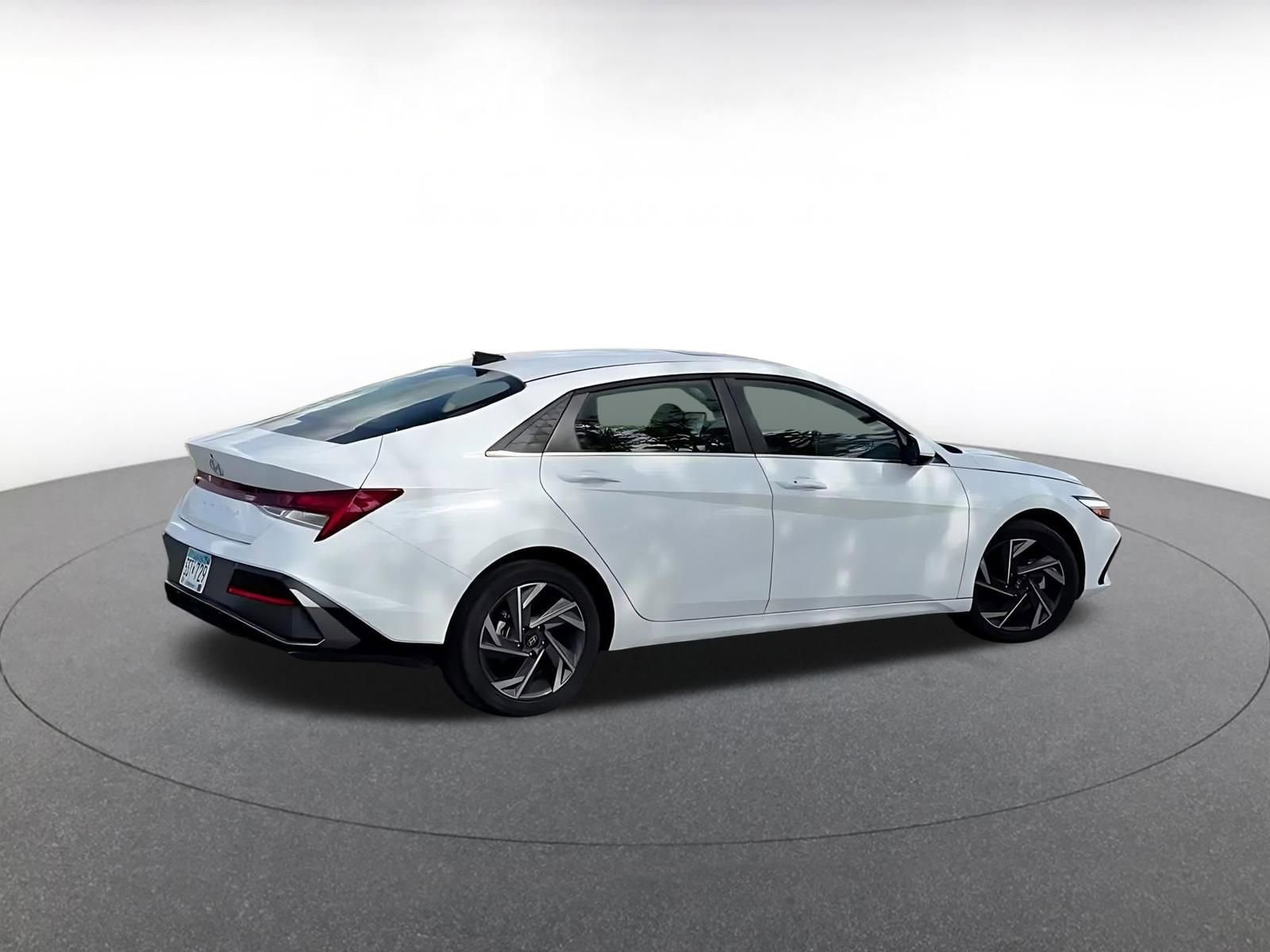 Thumbnail: 2025 Hyundai Elantra - 14