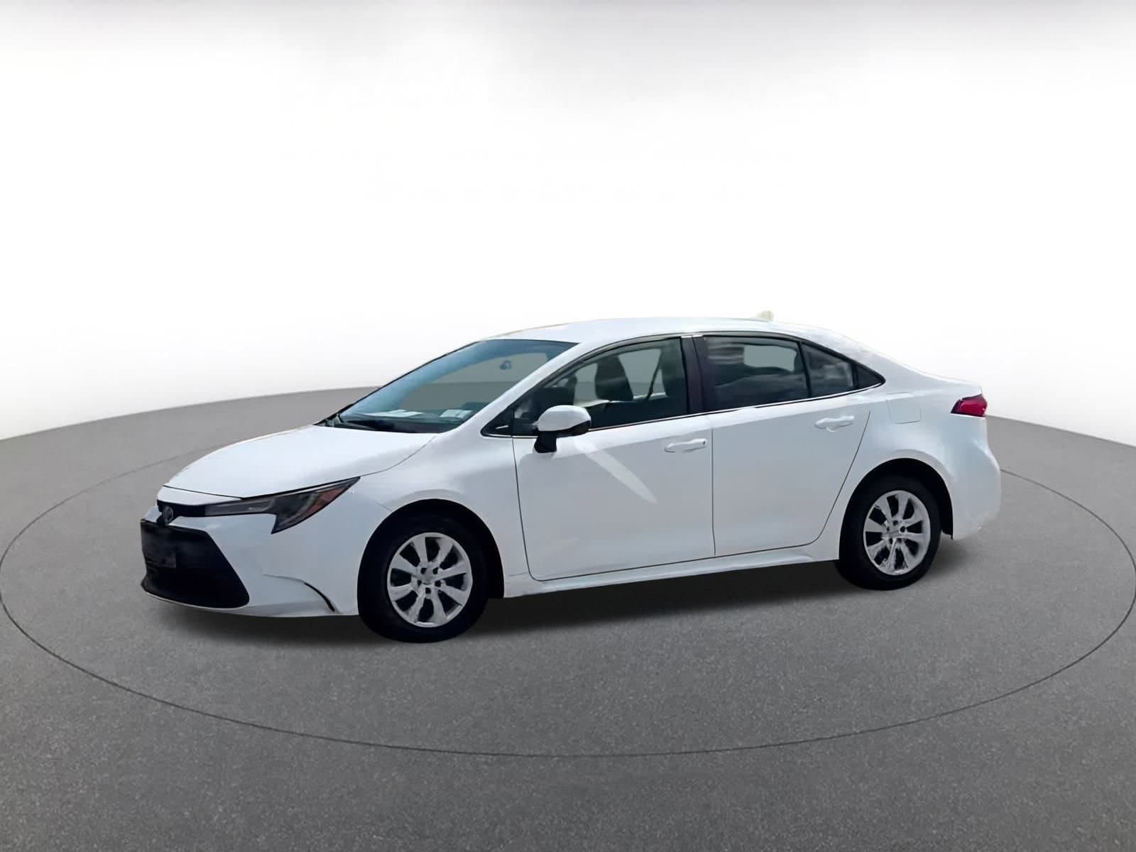 Thumbnail: 2024 Toyota Corolla - 3