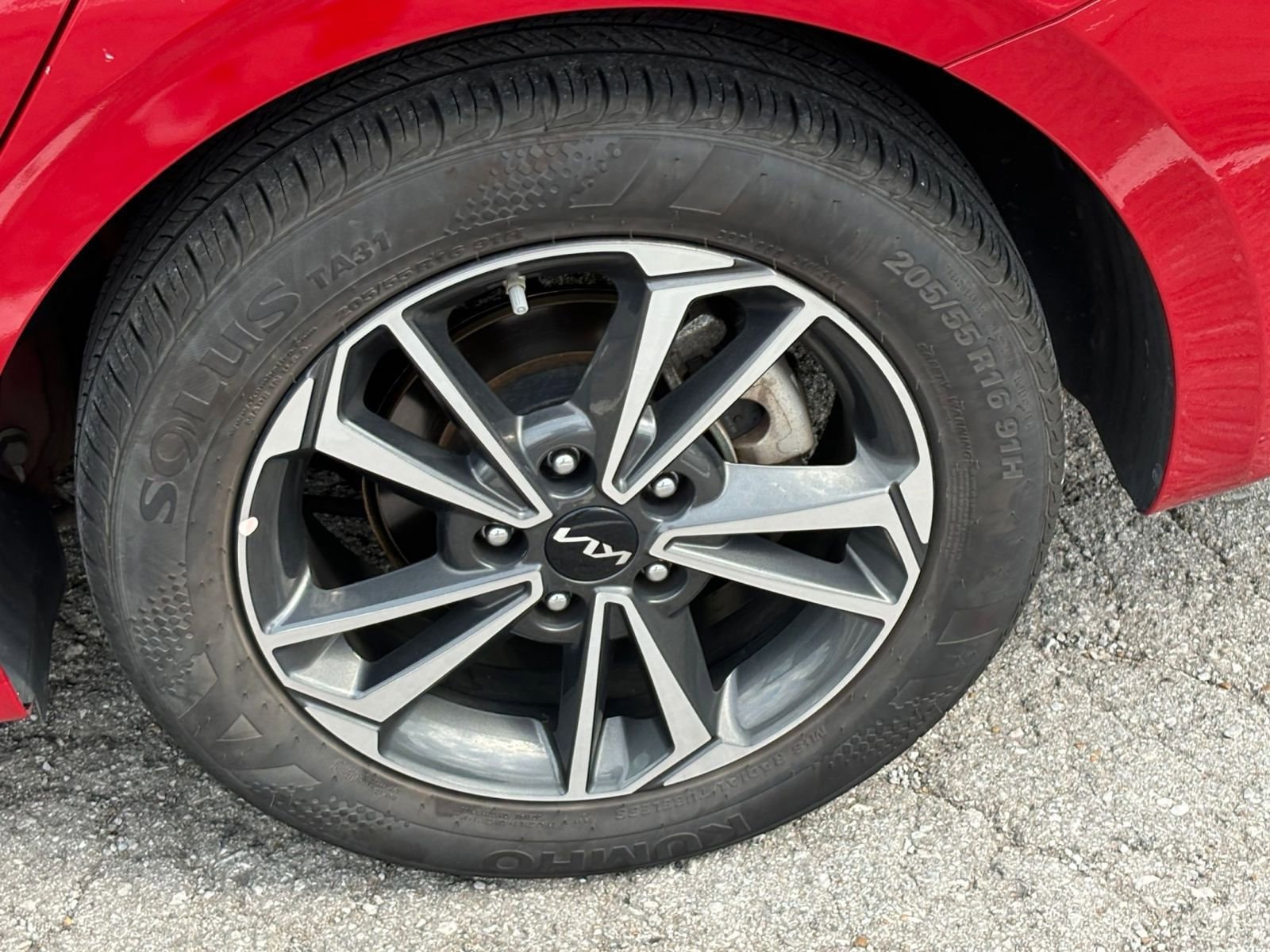 Thumbnail: 2024 Kia Forte - 30