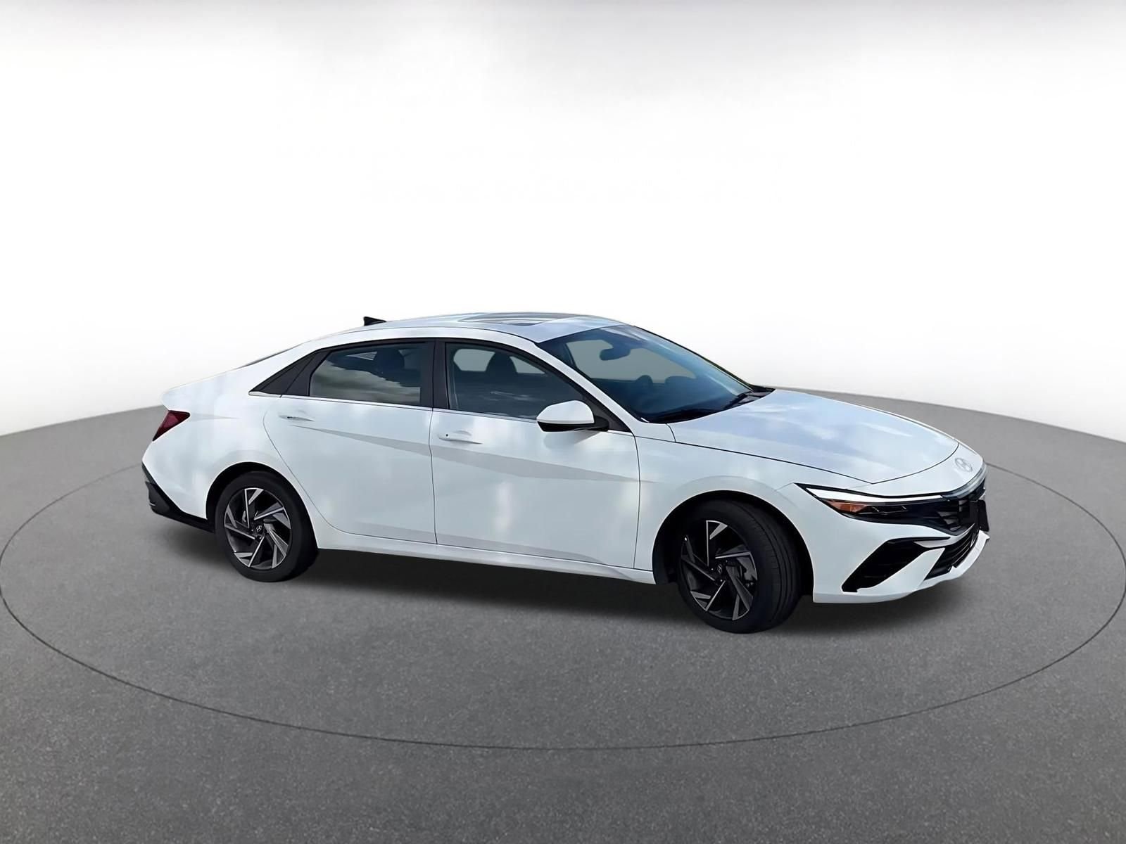 Thumbnail: 2025 Hyundai Elantra - 2