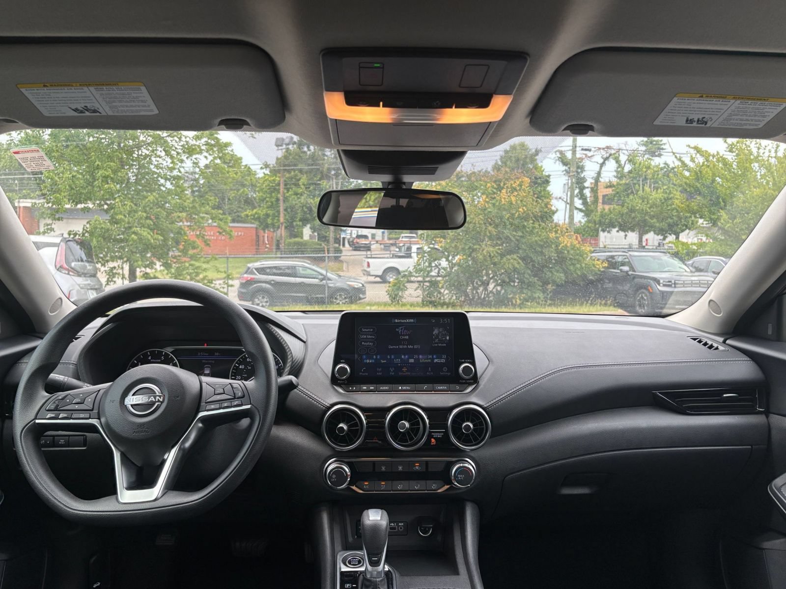 Thumbnail: 2025 Nissan Sentra - 32
