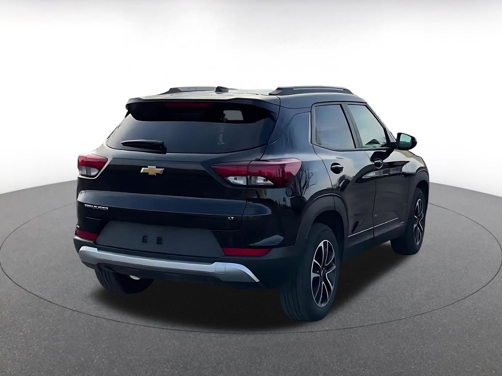 Thumbnail: 2025 Chevrolet TrailBlazer - 14