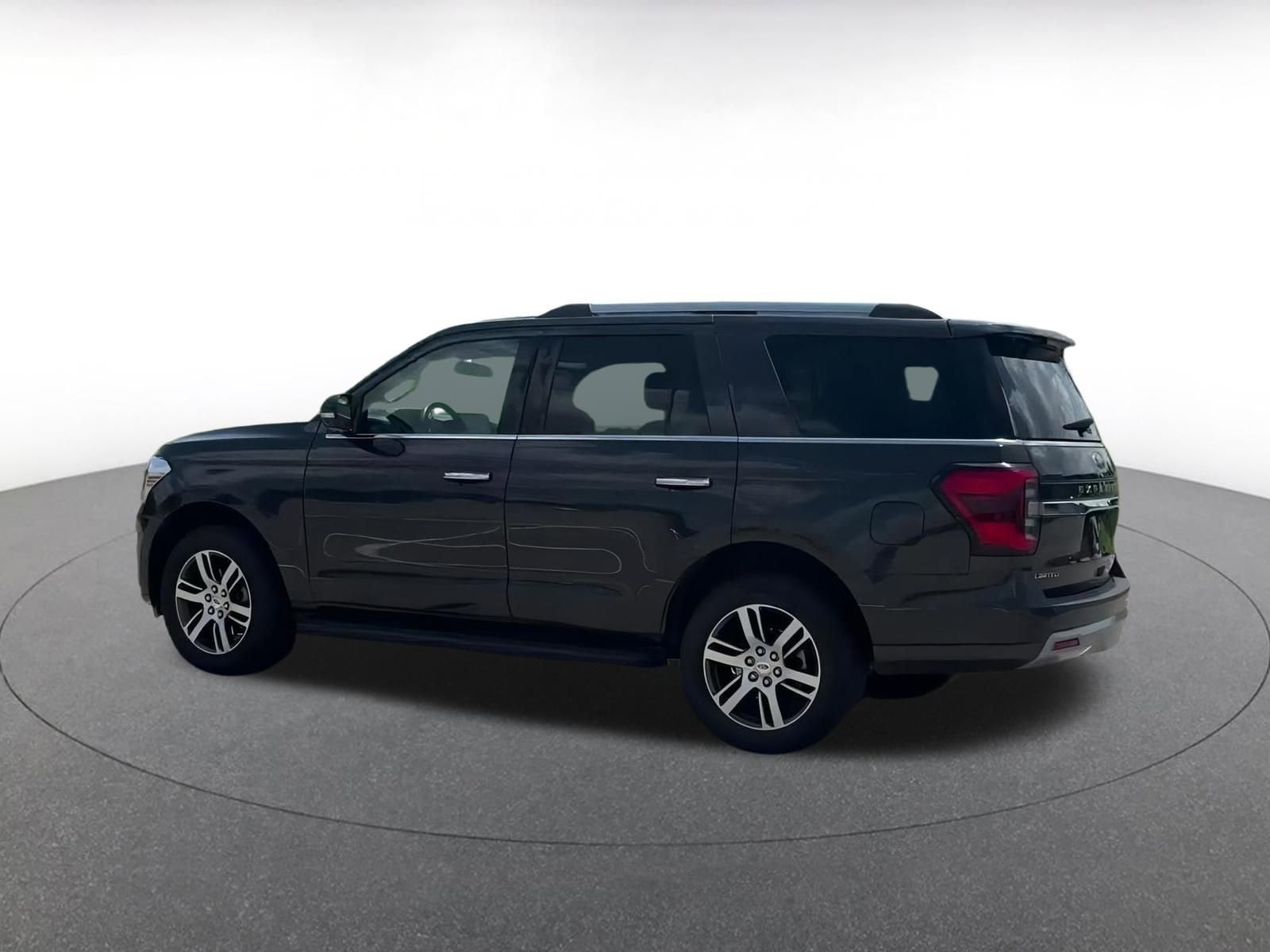 Thumbnail: 2024 Ford Expedition - 10