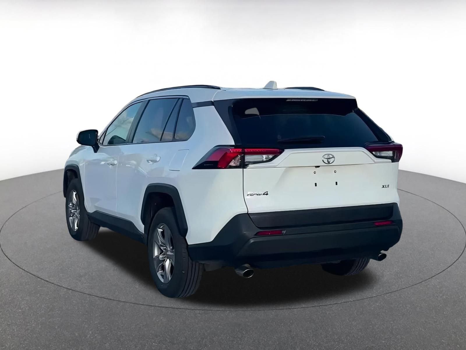 Thumbnail: 2025 Toyota RAV4 - 11