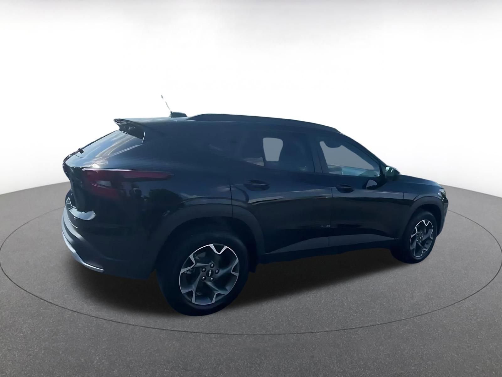 Thumbnail: 2025 Chevrolet Trax - 15