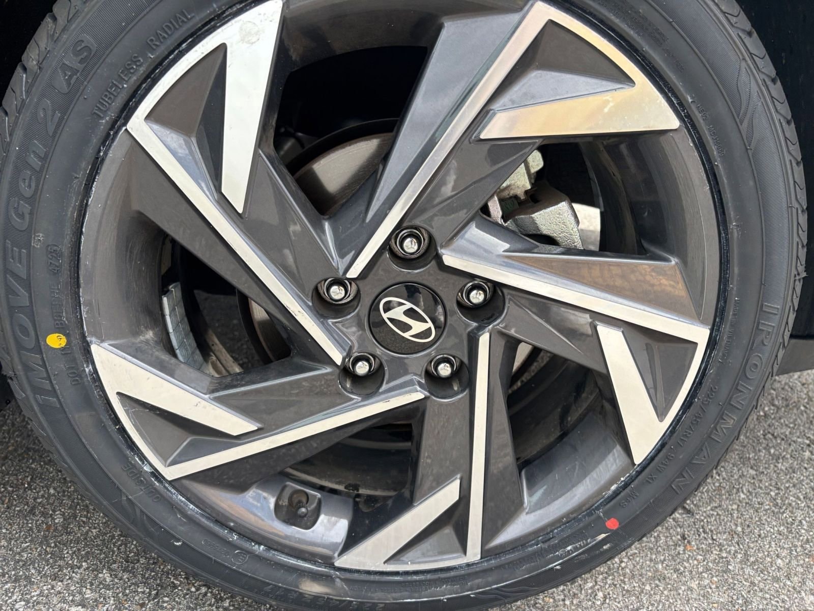 Thumbnail: 2025 Hyundai Elantra - 30