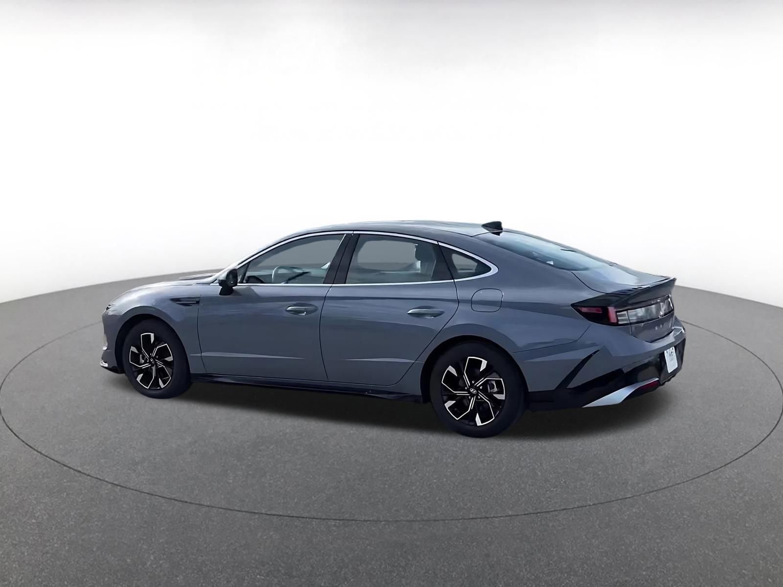 Thumbnail: 2025 Hyundai Sonata - 10