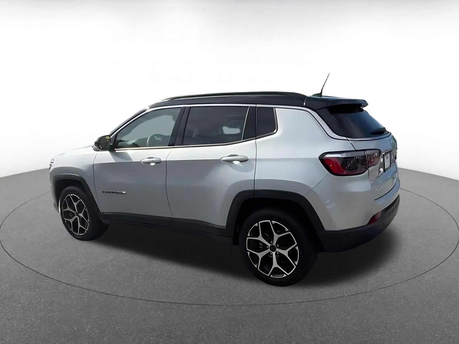 Thumbnail: 2025 Jeep Compass - 10