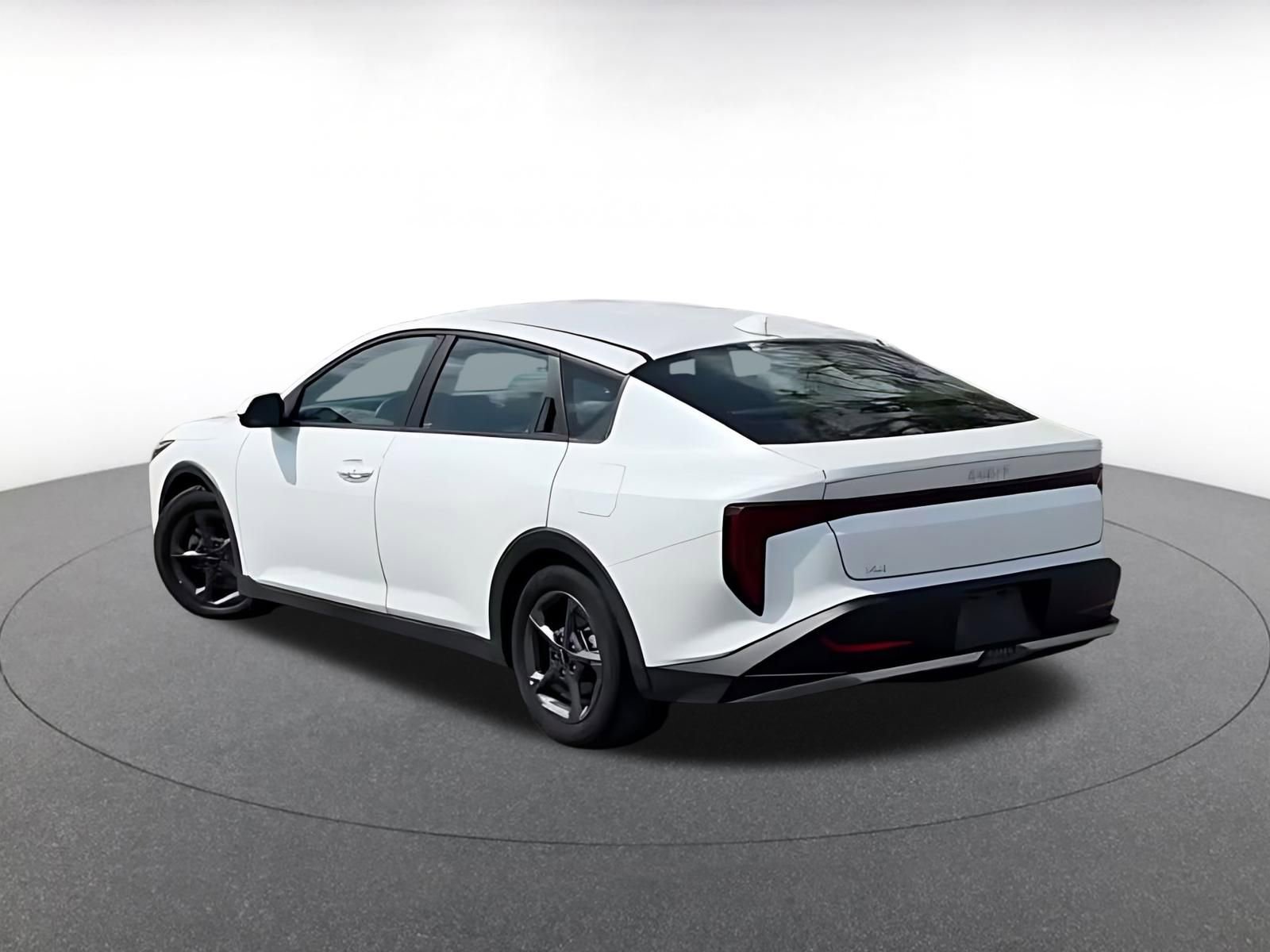 Thumbnail: 2025 Kia K4 - 16