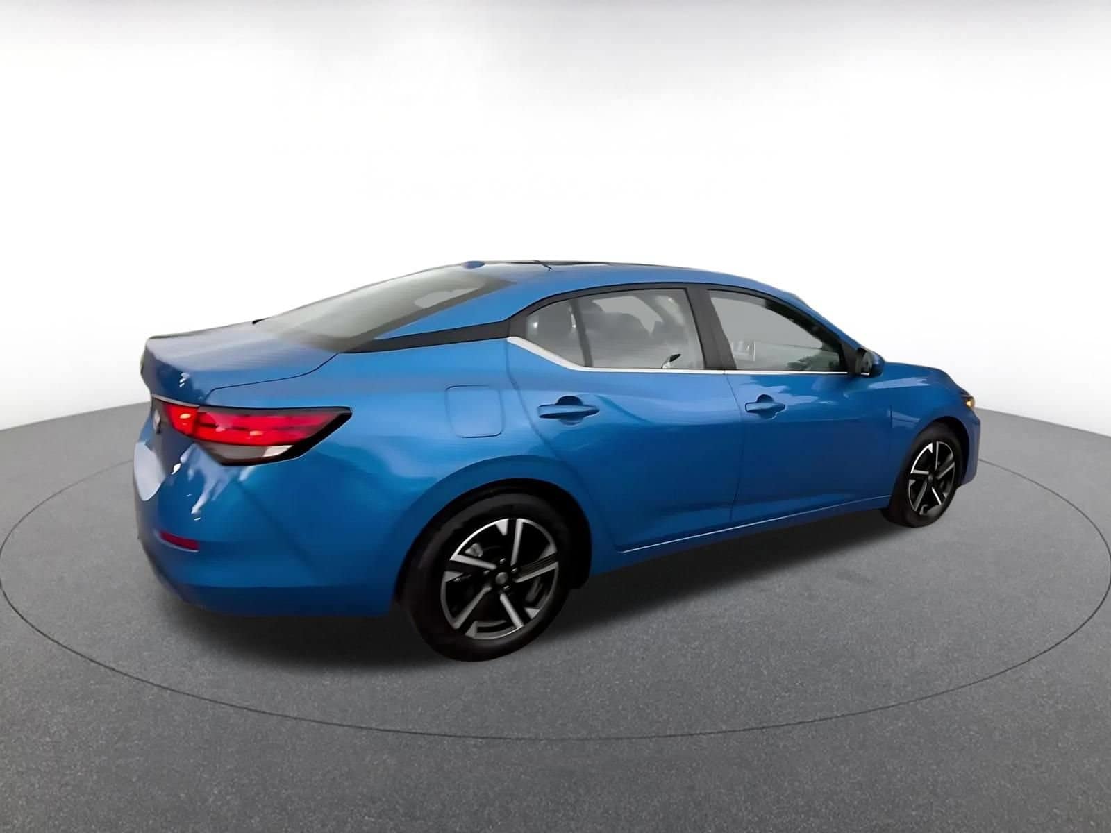 Thumbnail: 2025 Nissan Sentra - 15