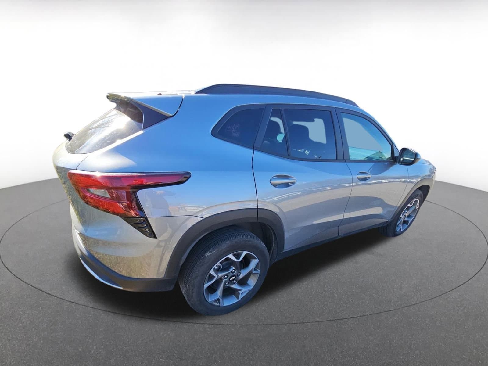 Thumbnail: 2025 Chevrolet Trax - 6