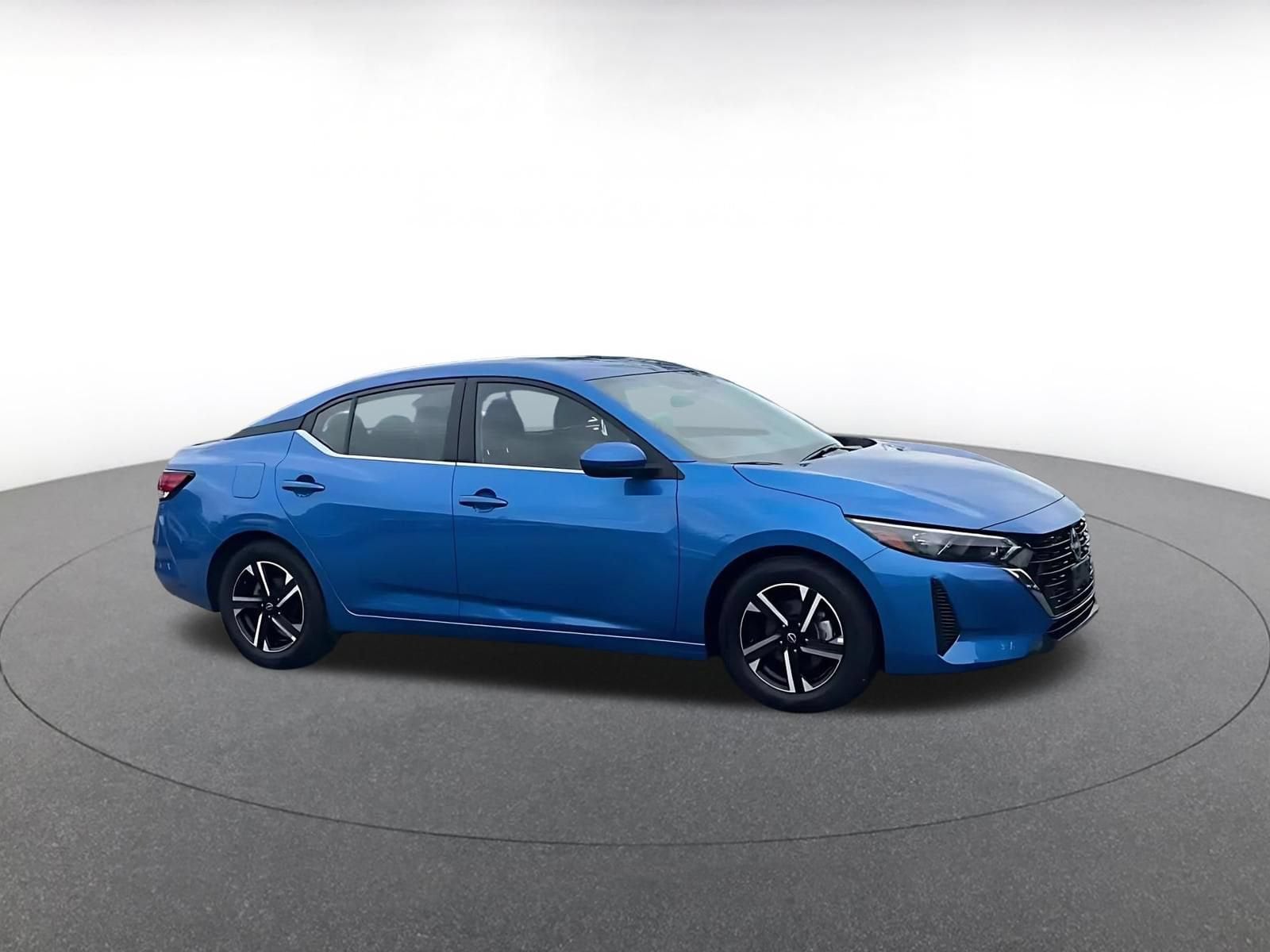 Thumbnail: 2025 Nissan Sentra - 2