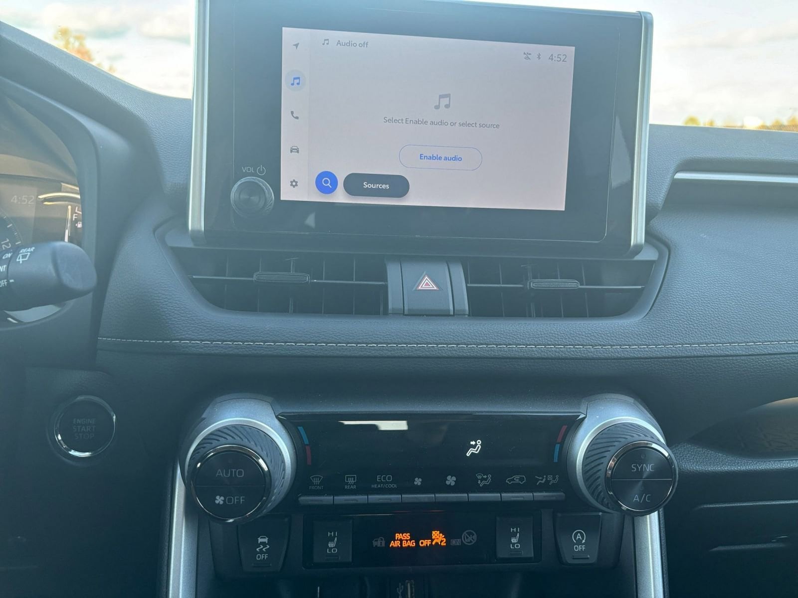 Thumbnail: 2025 Toyota RAV4 - 18